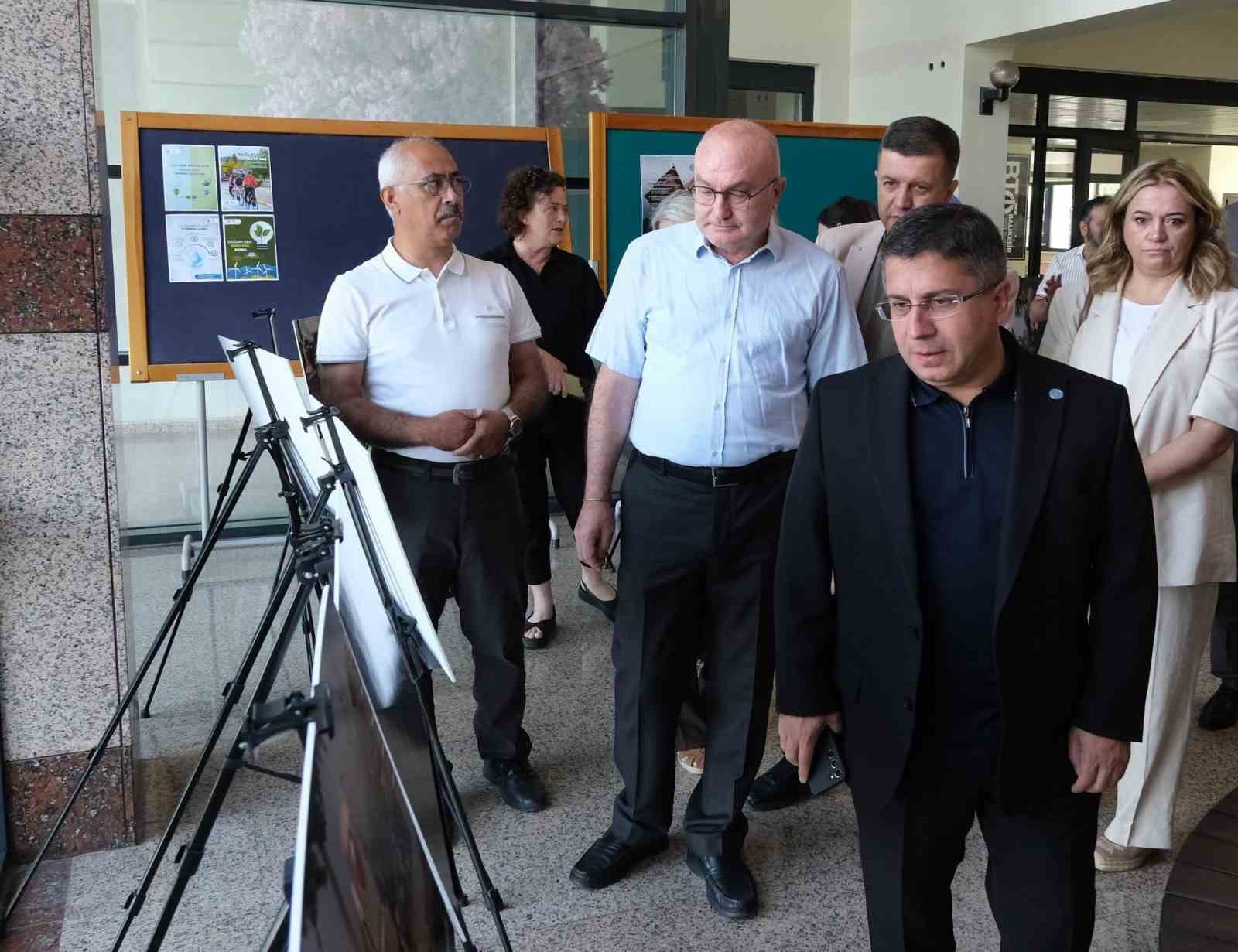 15 Temmuz Demokrasi ve Milli Birlik Günü Fotoğraf Sergisi ziyarete açıldı
