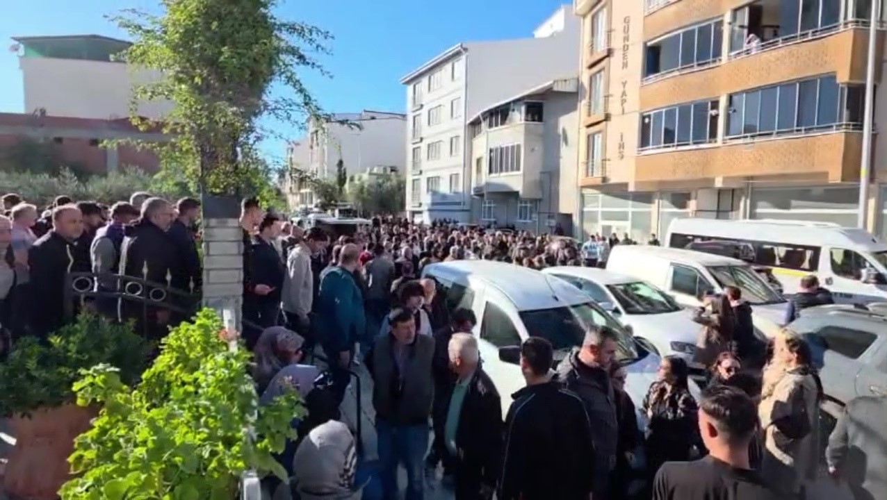 18 yaşında katledilen Gökçe Alkan son yolculuğuna uğurlandı
