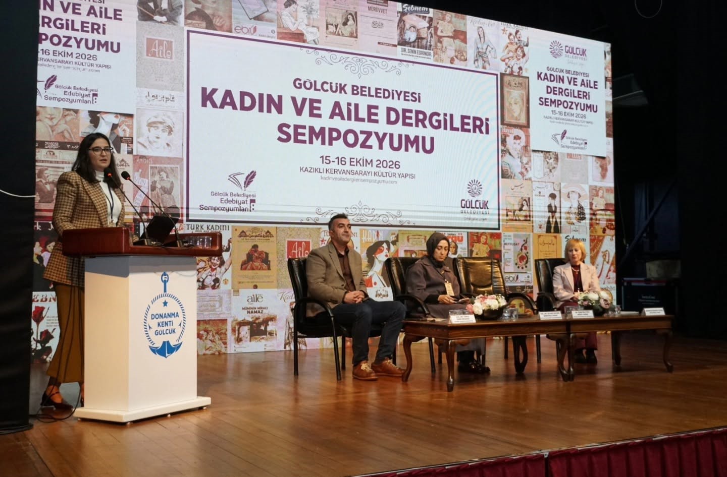 32 akademisyen Gölcük’te kadın ve aile dergilerini ele aldı
