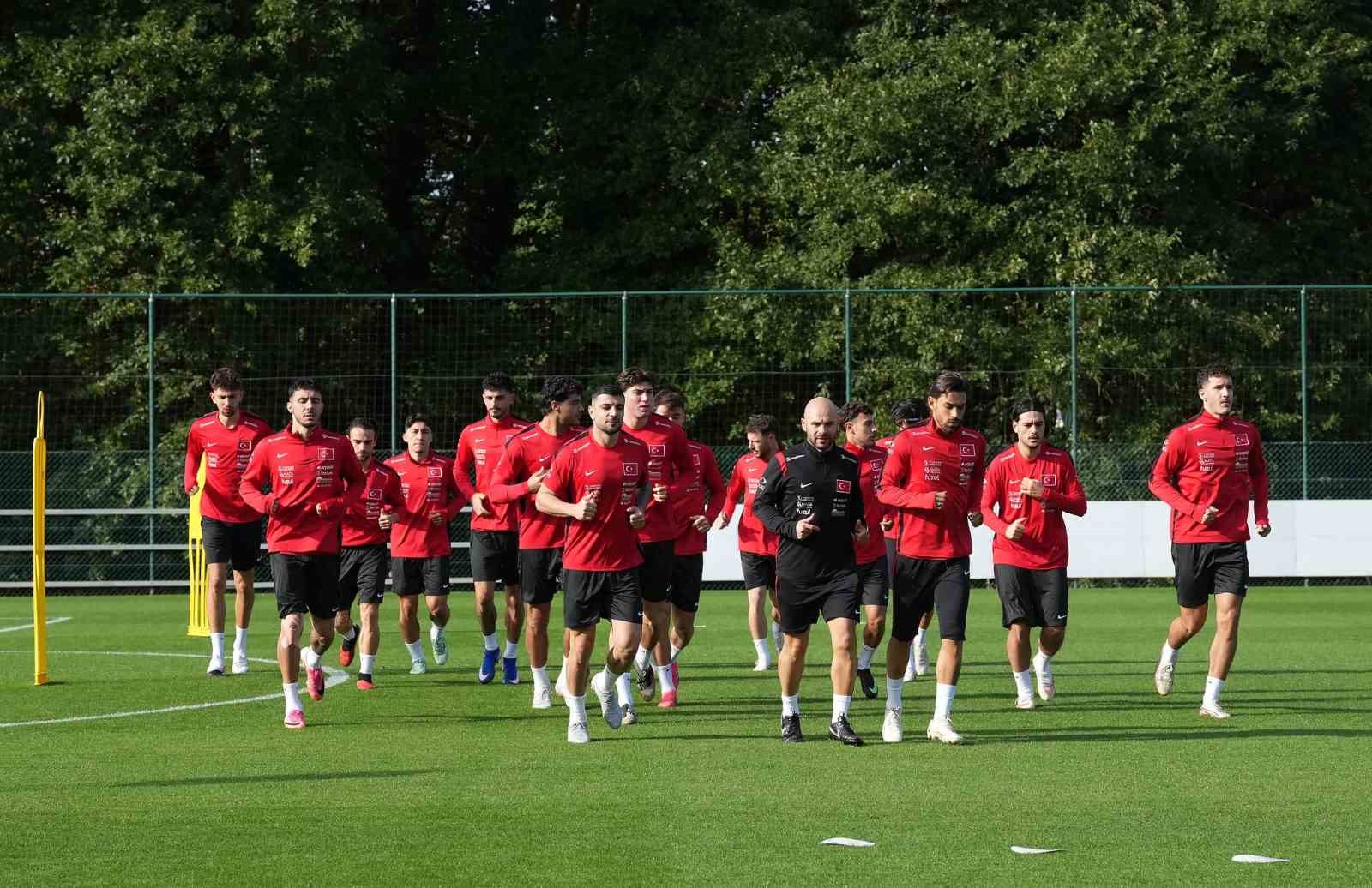 A Milli Takım, İtalya maçının hazırlıklarına başladı
