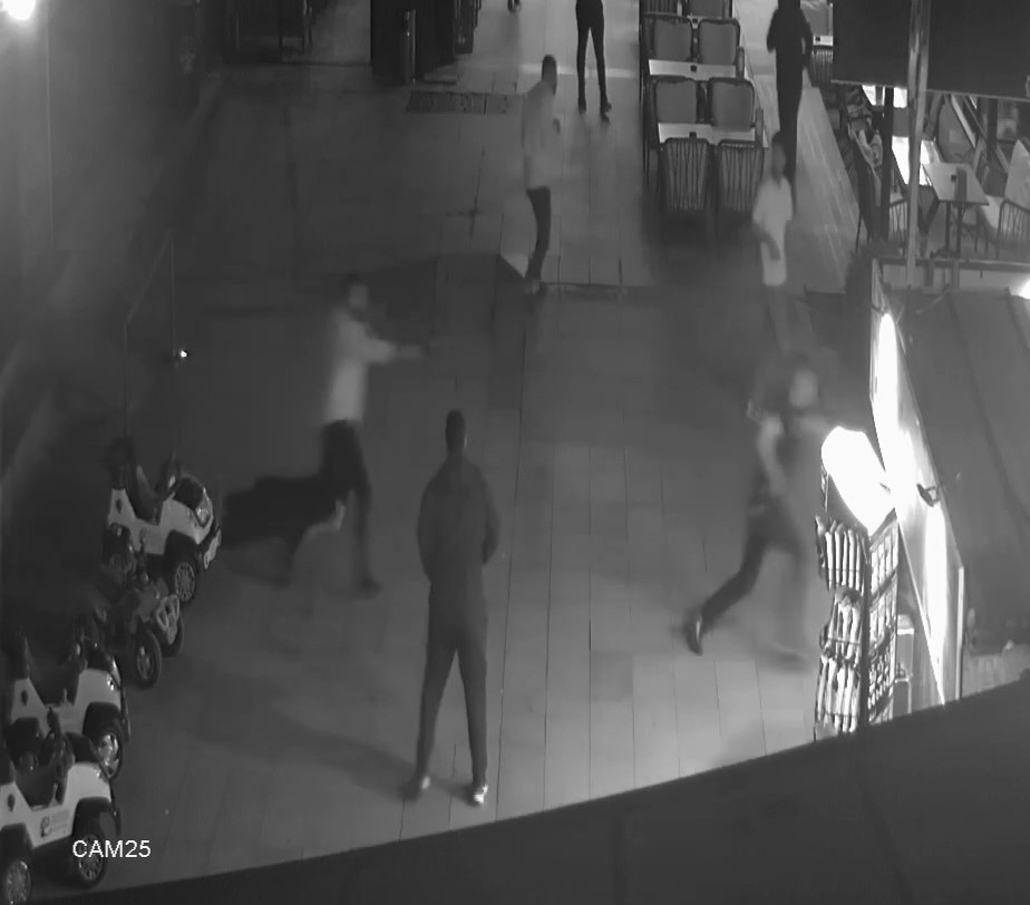 Abi ve kardeşin öldürüldüğü anlara ilişkin yeni görüntüler ortaya çıktı
