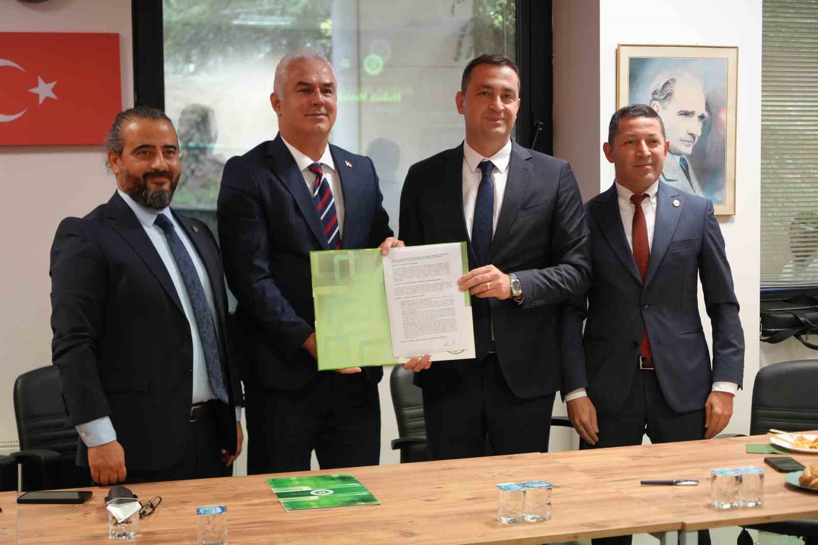 Adaletin pratiği sınıfta işlenecek: Gerçek davalarla atölye dönemi
