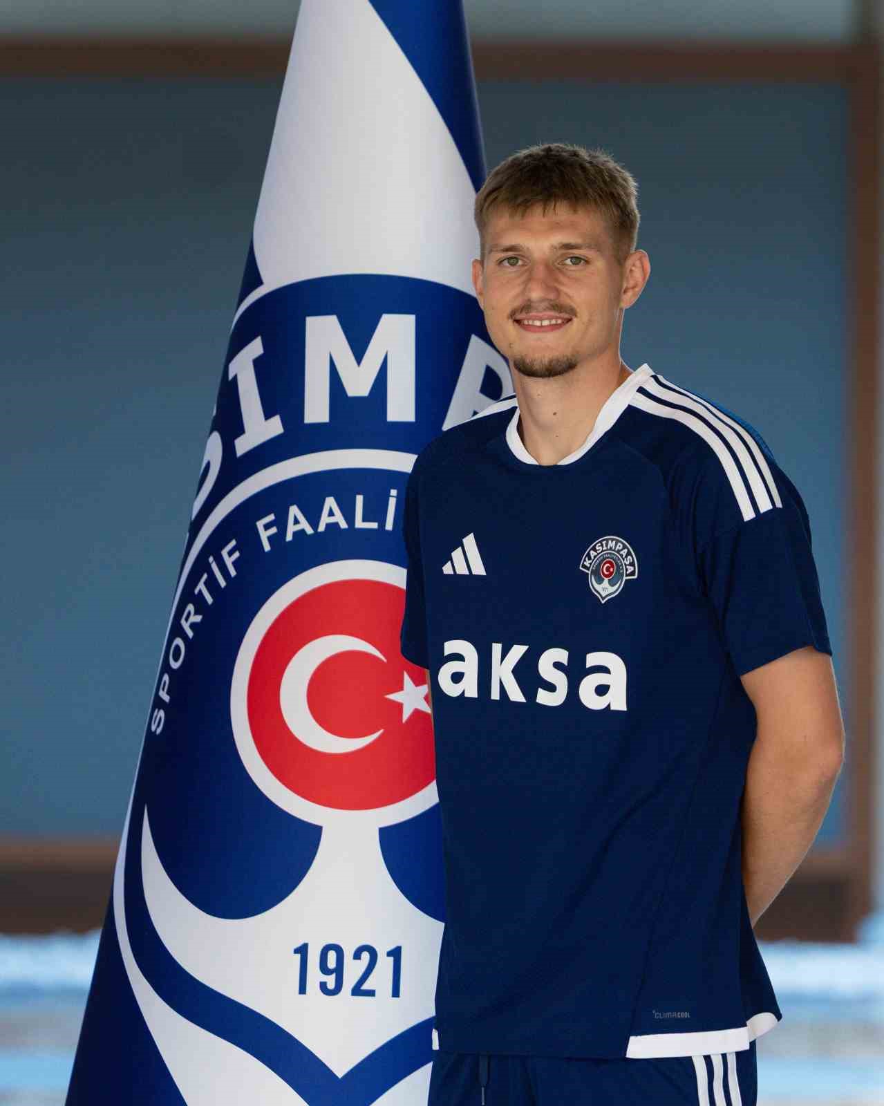 Adrian Benedyczak, yeniden Kasımpaşa’da
