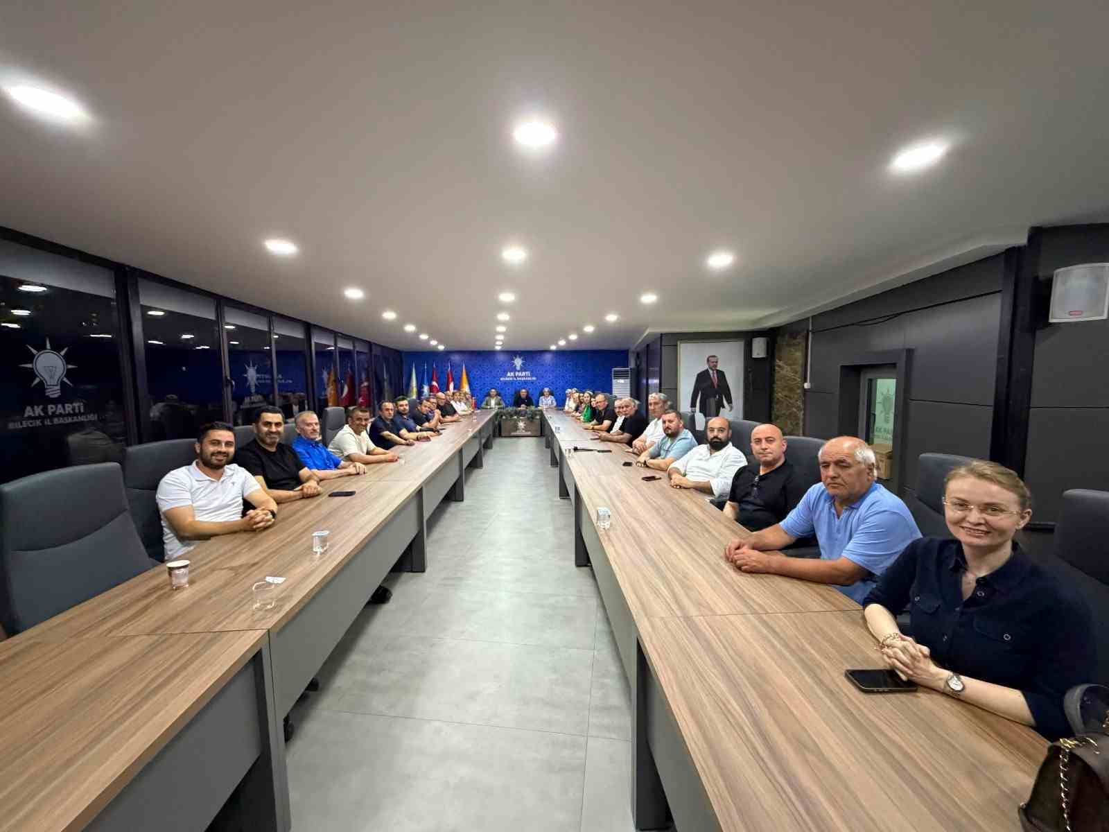 AK Parti Bilecik’te çalışmalar masaya yatırıldı
