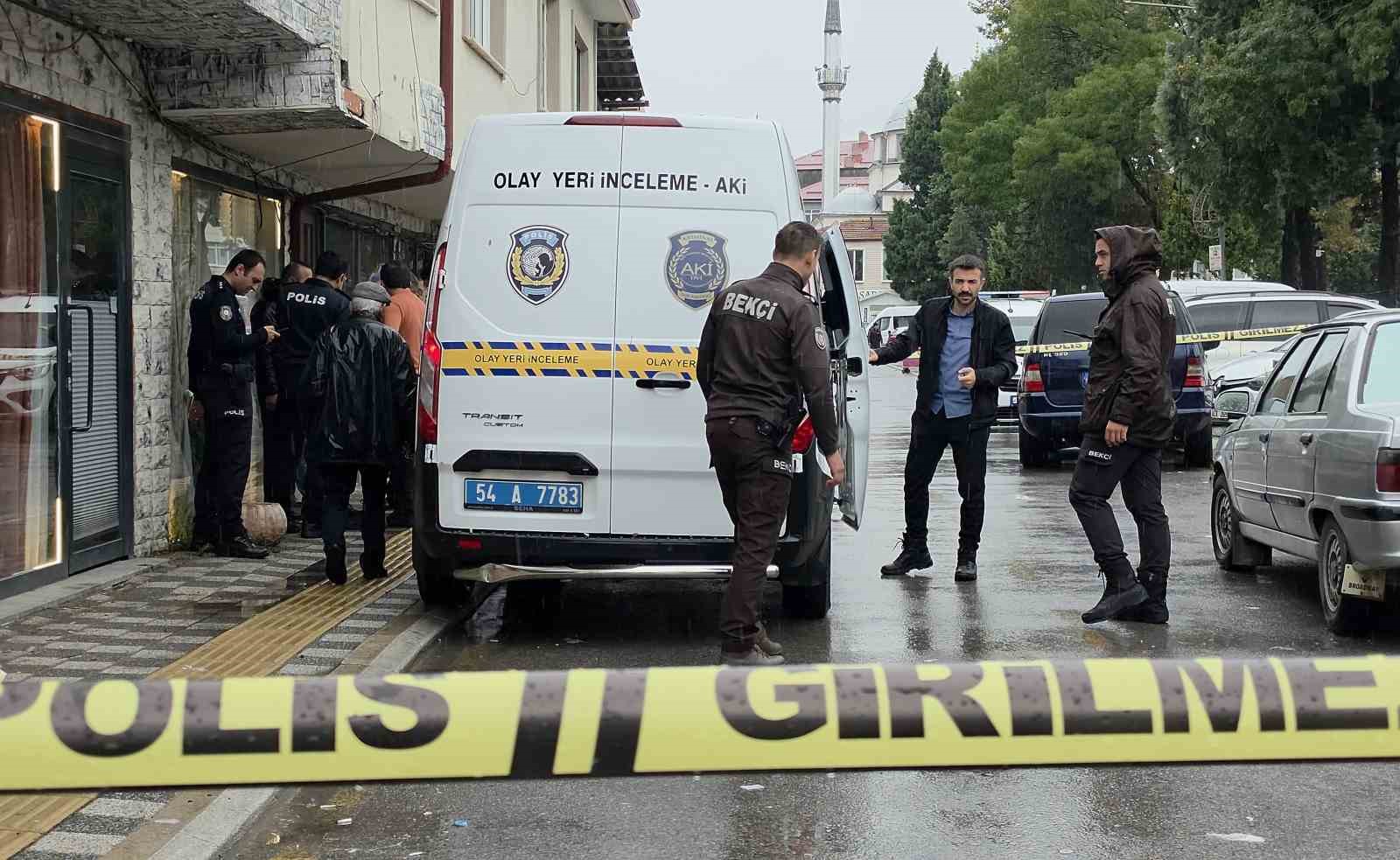 Alacak-verecek meselesi kardeşe ağabeyini vurdurttu
