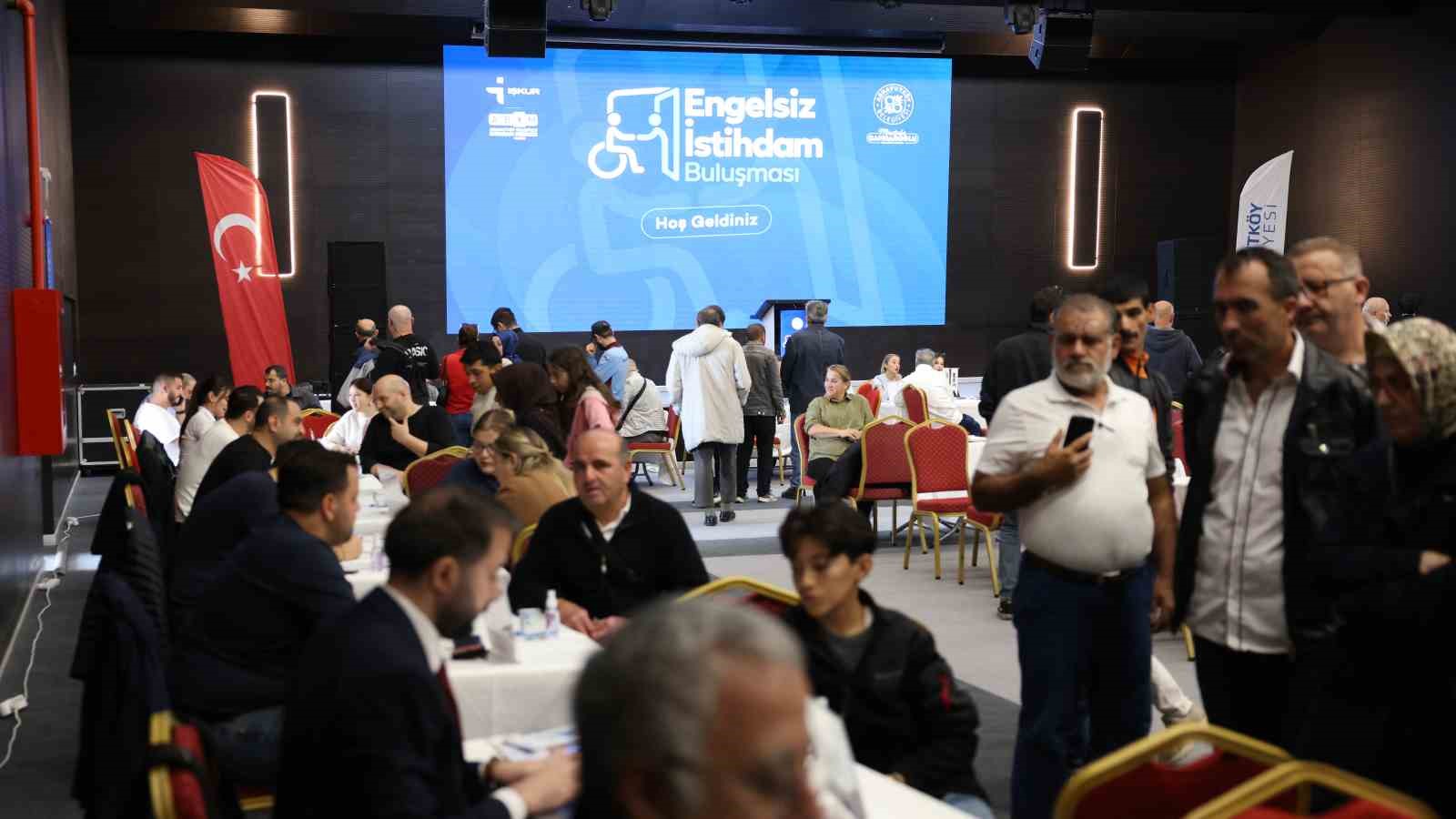 Arnavutköy’de "Engelsiz İstihdam Buluşması" iş arayanlarla firmaları bir araya getirdi
