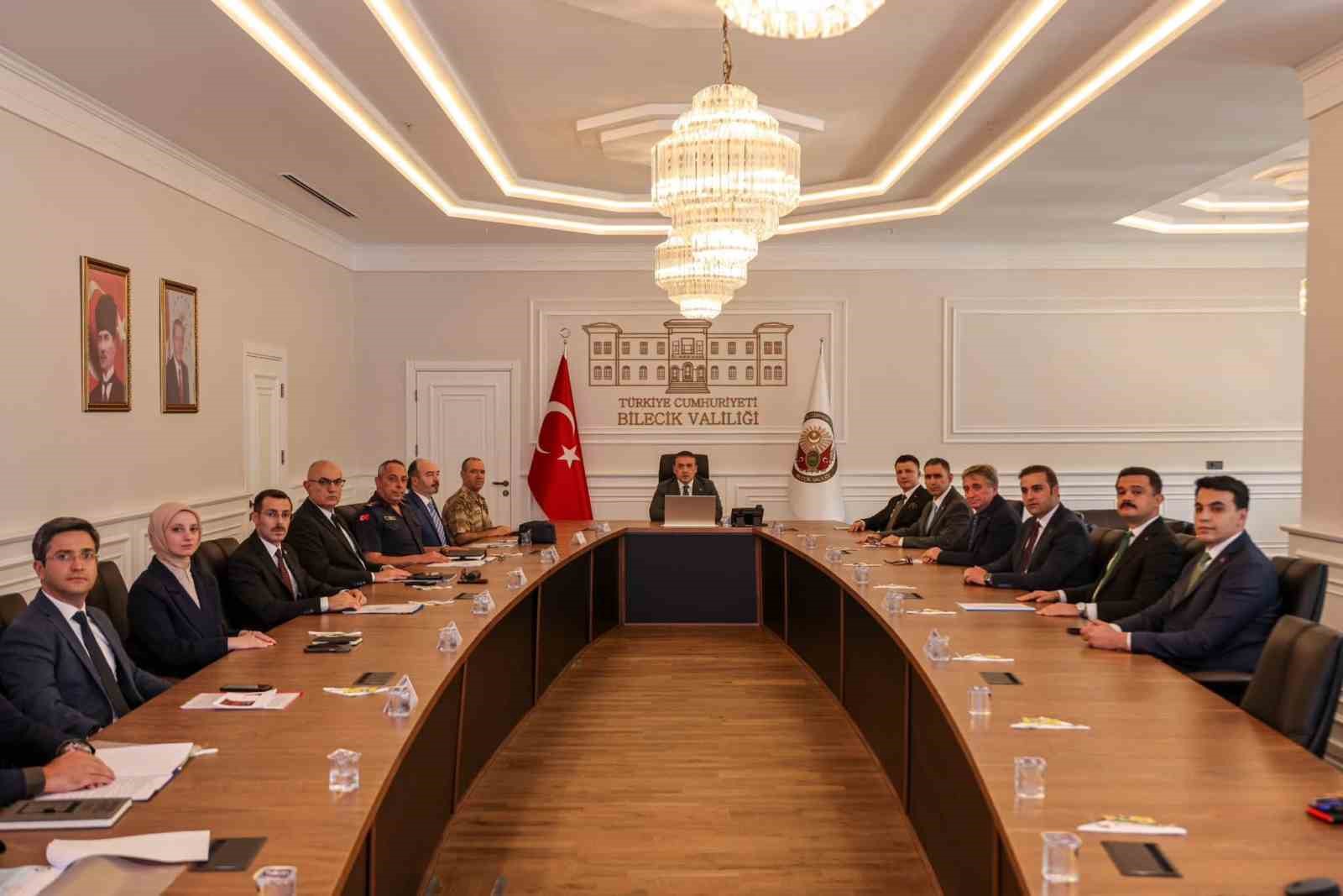 Asayiş Zirvesi’nde kritik başlıklar ele alındı
