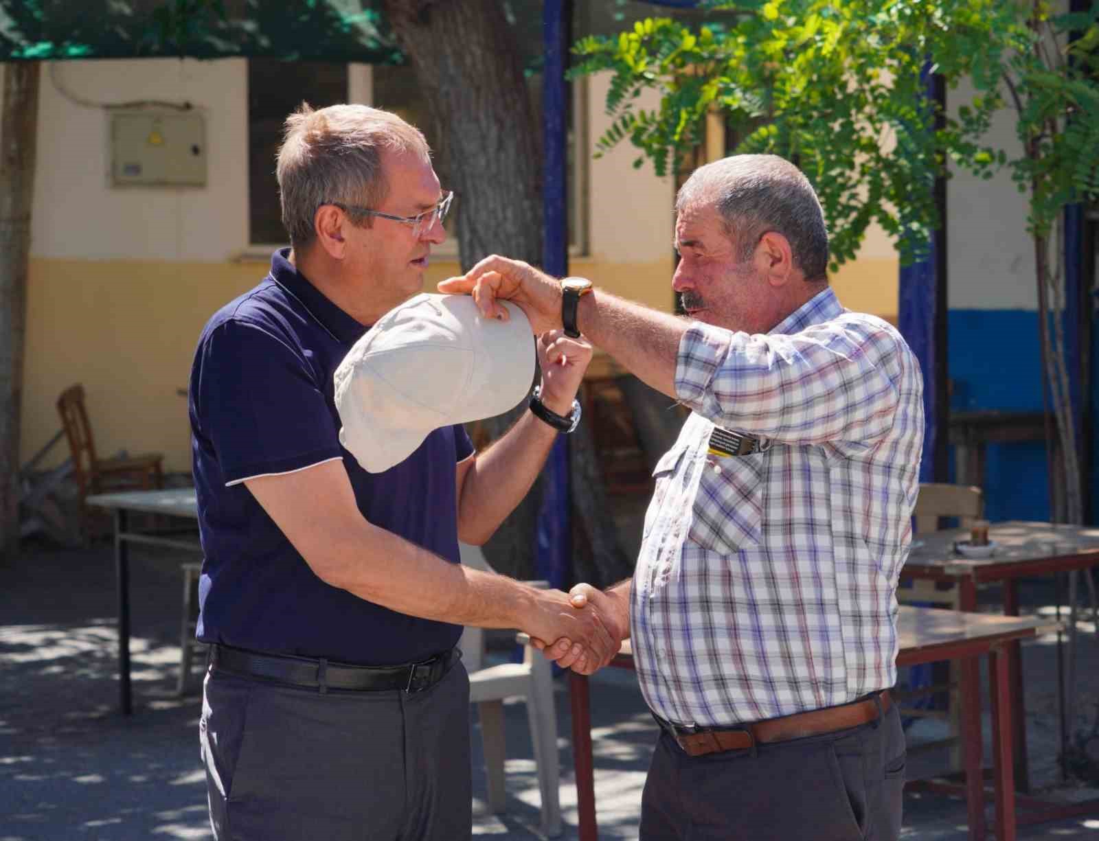 Ayvalık’ta yangının yaraları dayanışmayla sarılıyor
