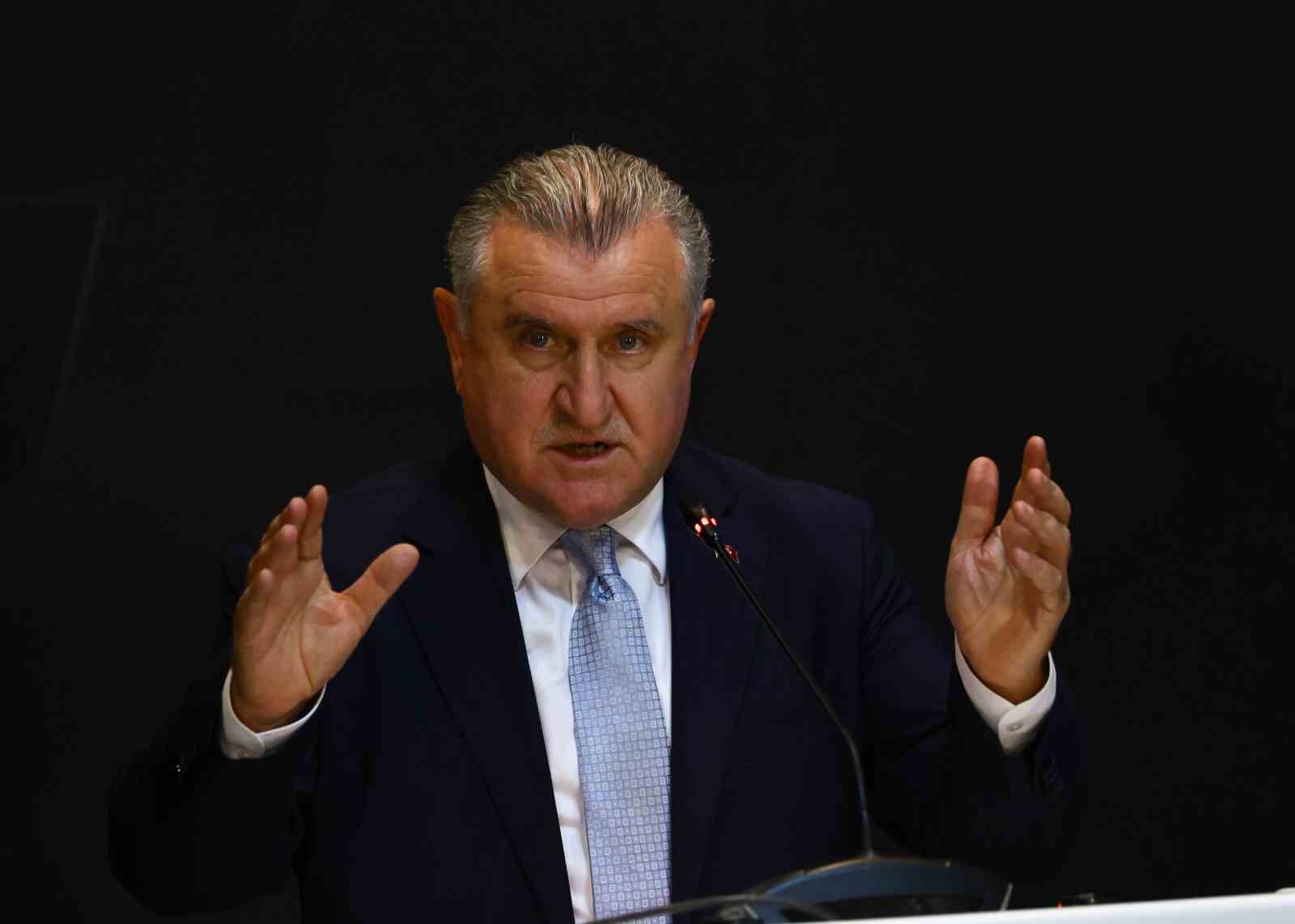 Bakan Osman Aşkın Bak: "İspanya Süper Kupası şehre bir heyecan katacak"
