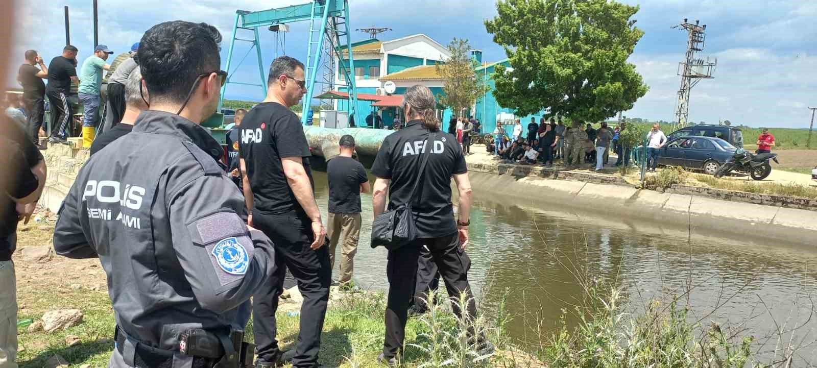Balık tutmak için gittiği sulama kanalında hayatını kaybetti

