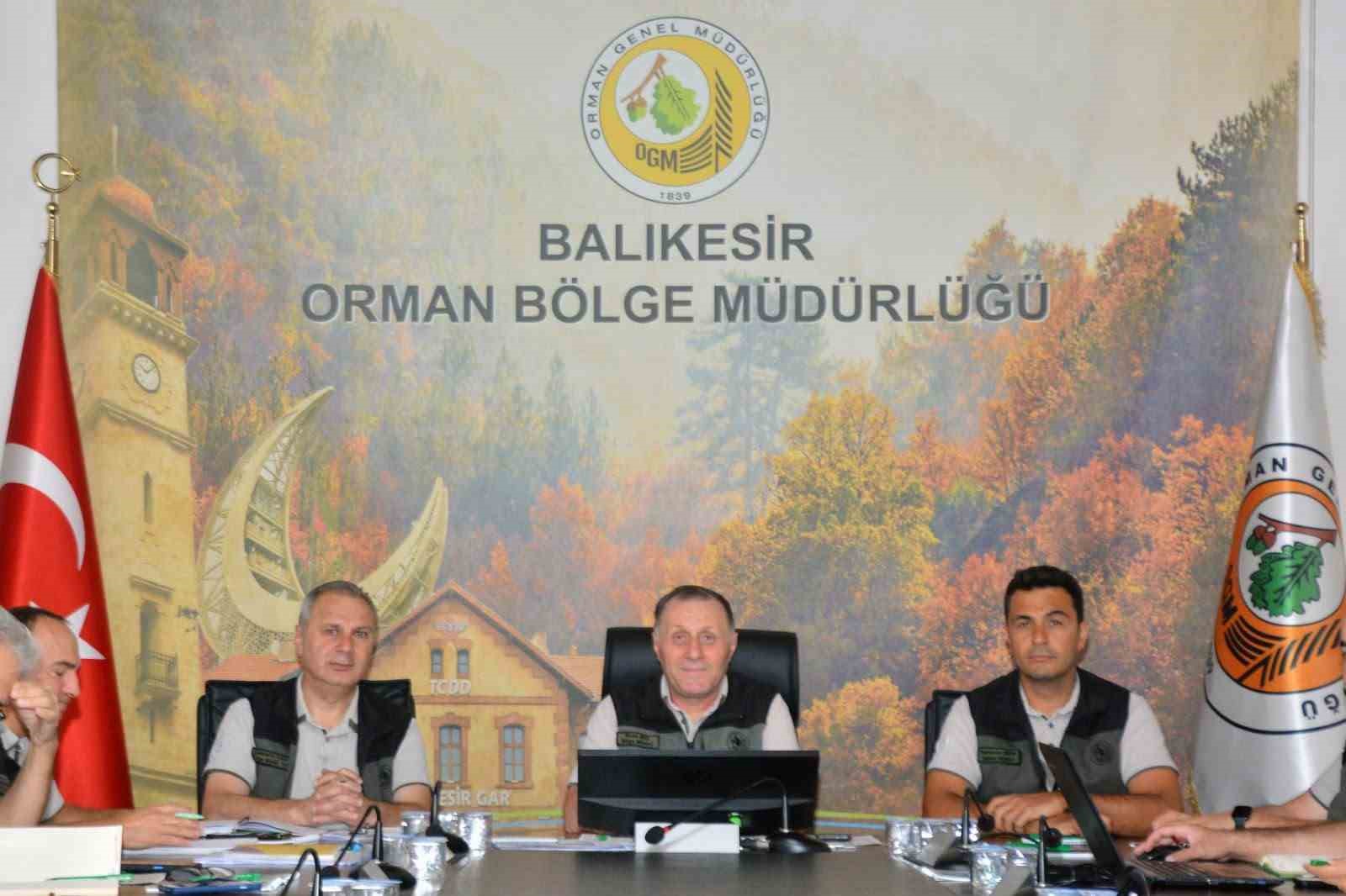 Balıkesir Orman Bölge Müdürlüğünde 2026 yılı çalışmaları değerlendirildi
