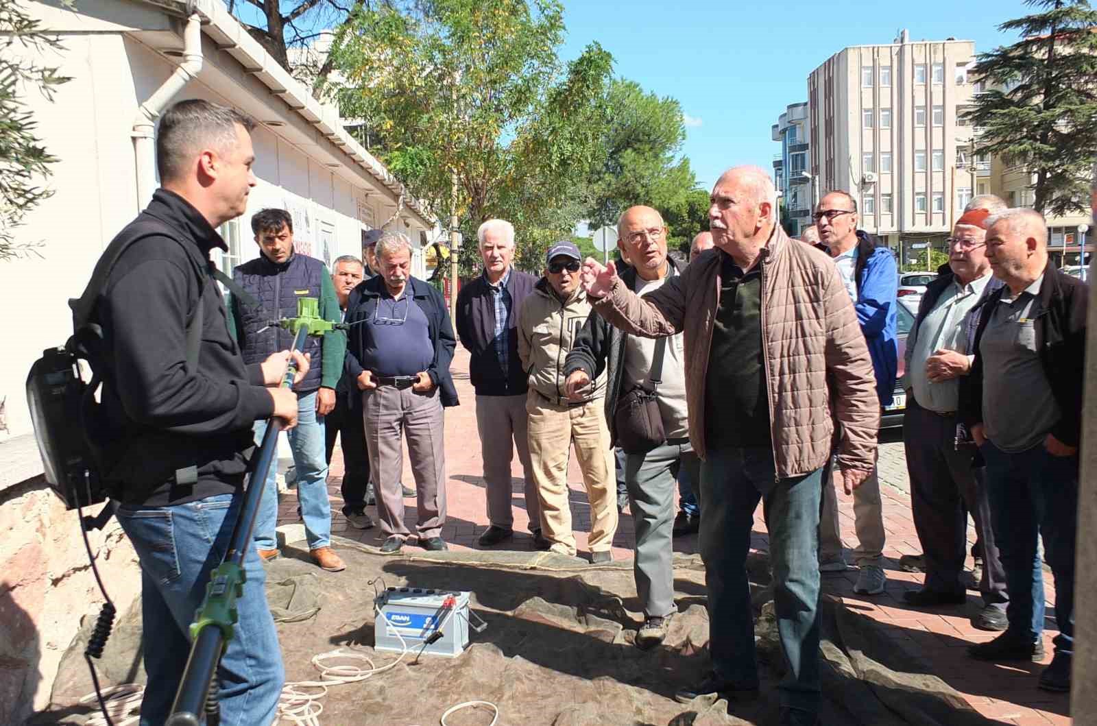 Balıkesir’de zeytin hasadında makineleşme teşvik ediliyor
