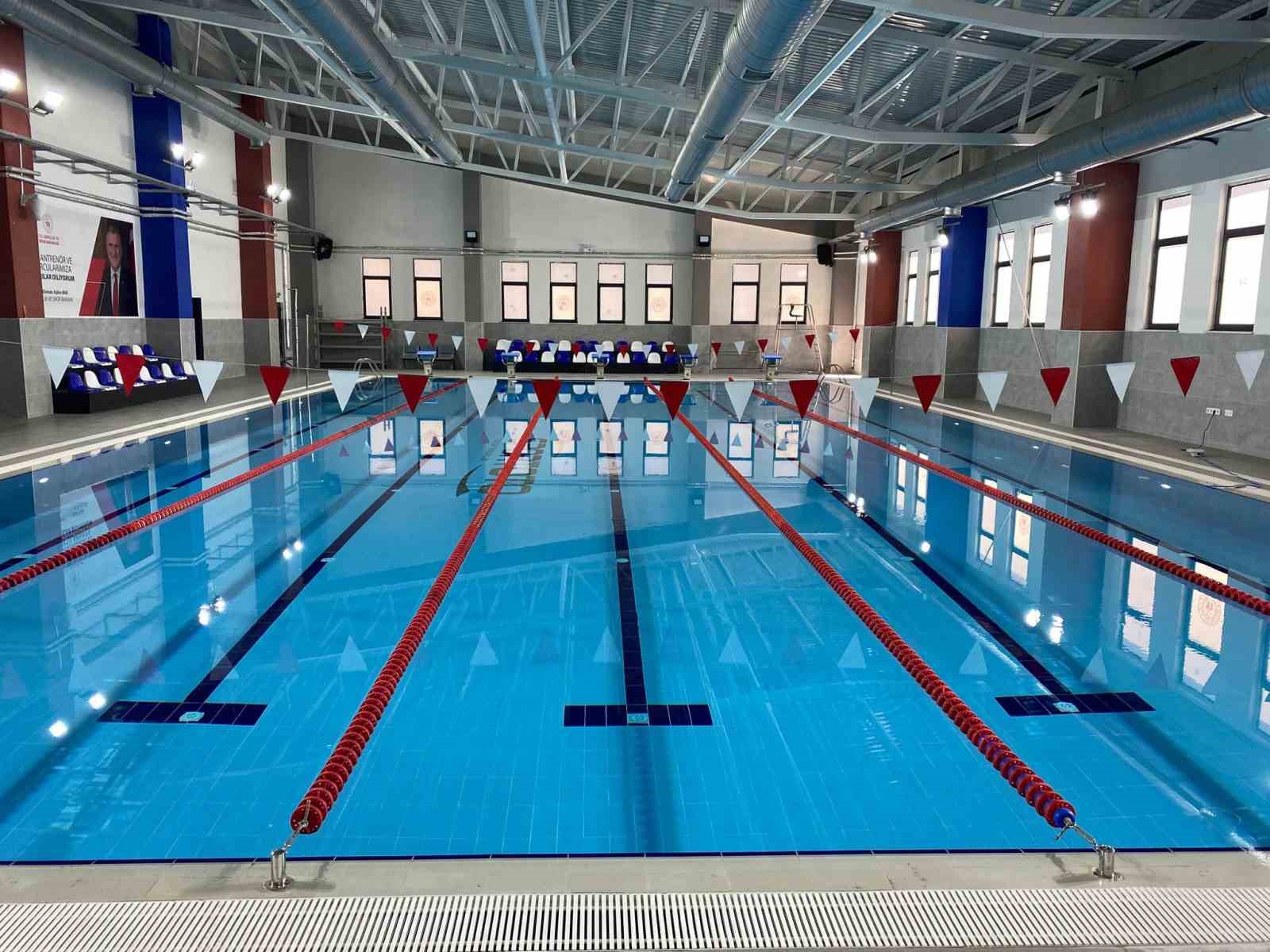 Bandırma’da "7’den 70’e yüzme bilmeyen kalmasın" projesi başlıyor
