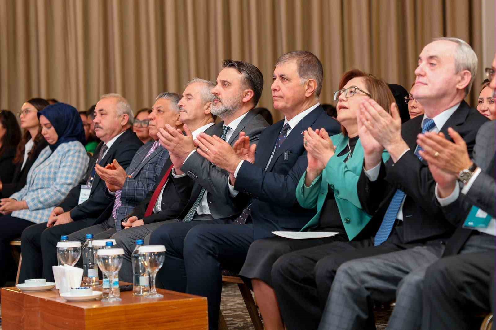 Başkan Vekili Biba: "Dirençli şehirler için yol haritası belirledik"
