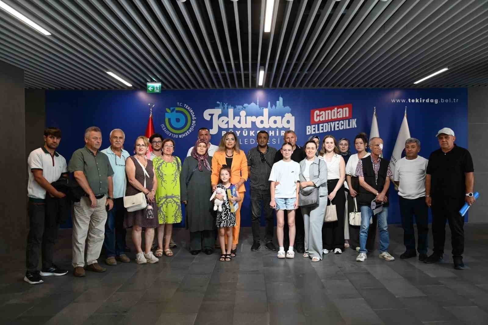 Başkan Yüceer, Halk Günü’nde vatandaşları dinledi
