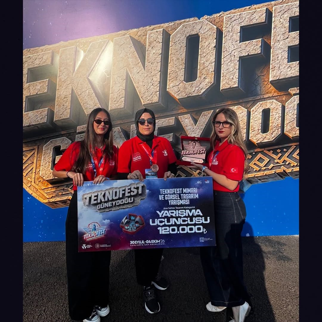 BAÜN’lü öğrencilerden TEKNOFEST’te sahne tasarımlarıyla 3.lük ödülü
