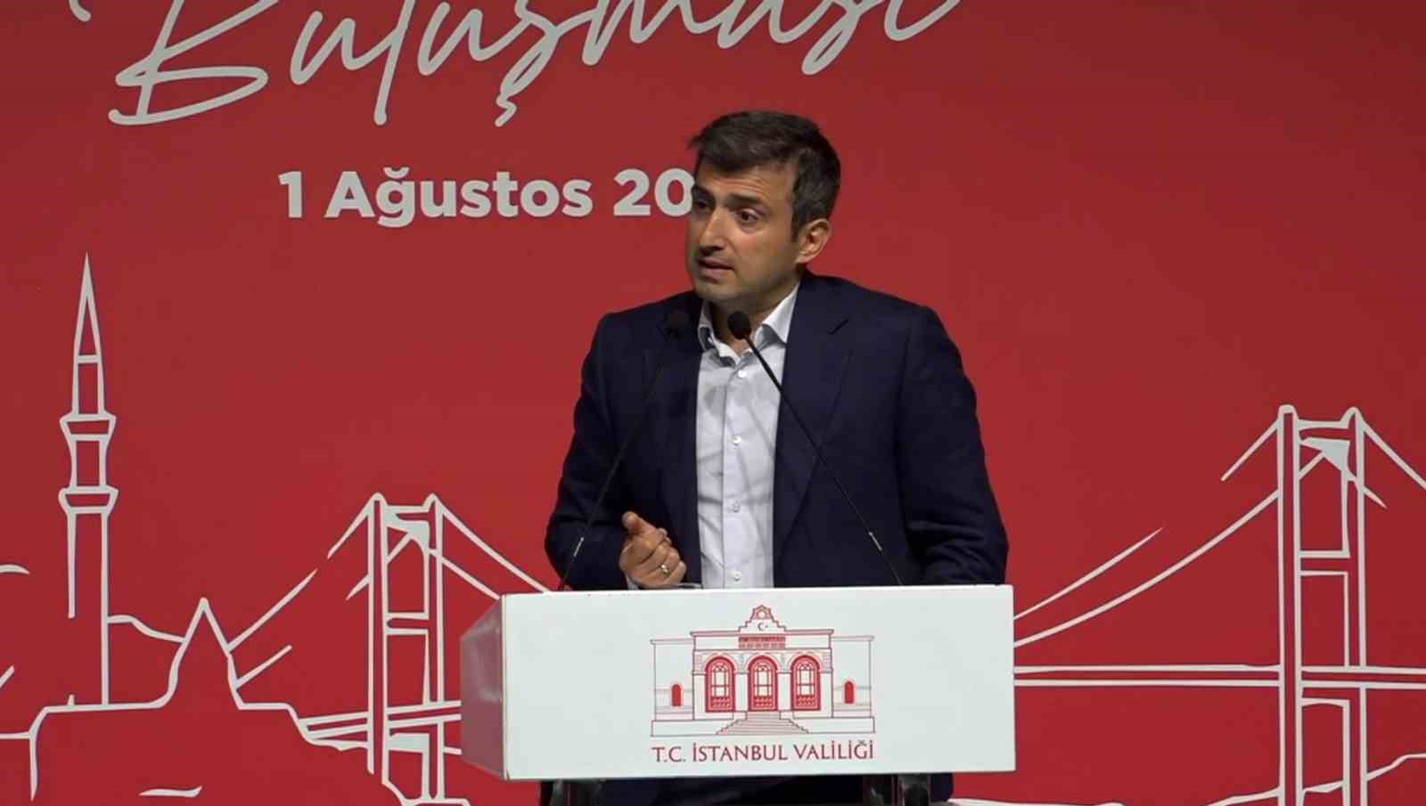 Baykar Yönetim Kurulu Başkanı Bayraktar: "Büyük ve önemli eserler konfor alanının dışında kalmaya razı olanlar tarafından gerçekleştirildi"
