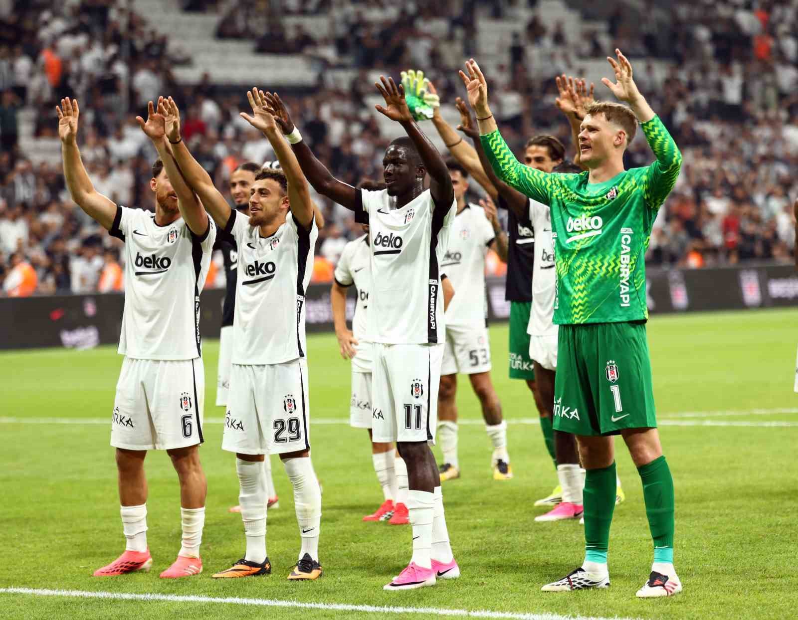 Beşiktaş, Hradec Kralove deplasmanında
