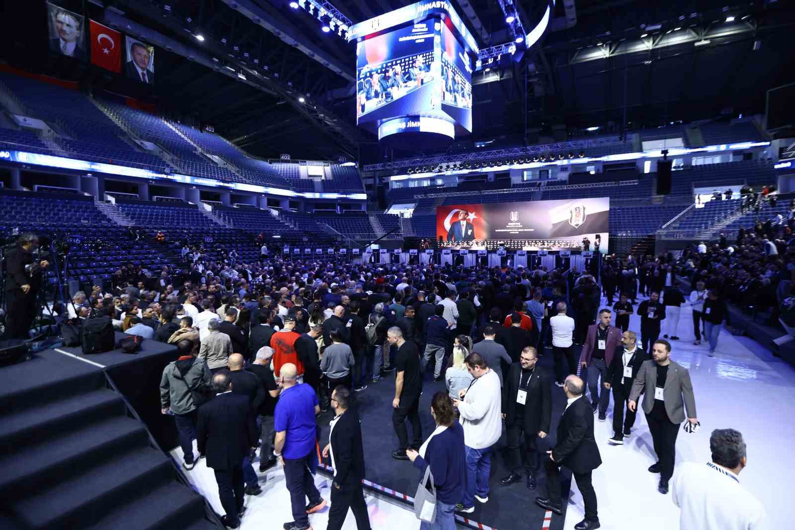 Beşiktaş’ta seçim başladı
