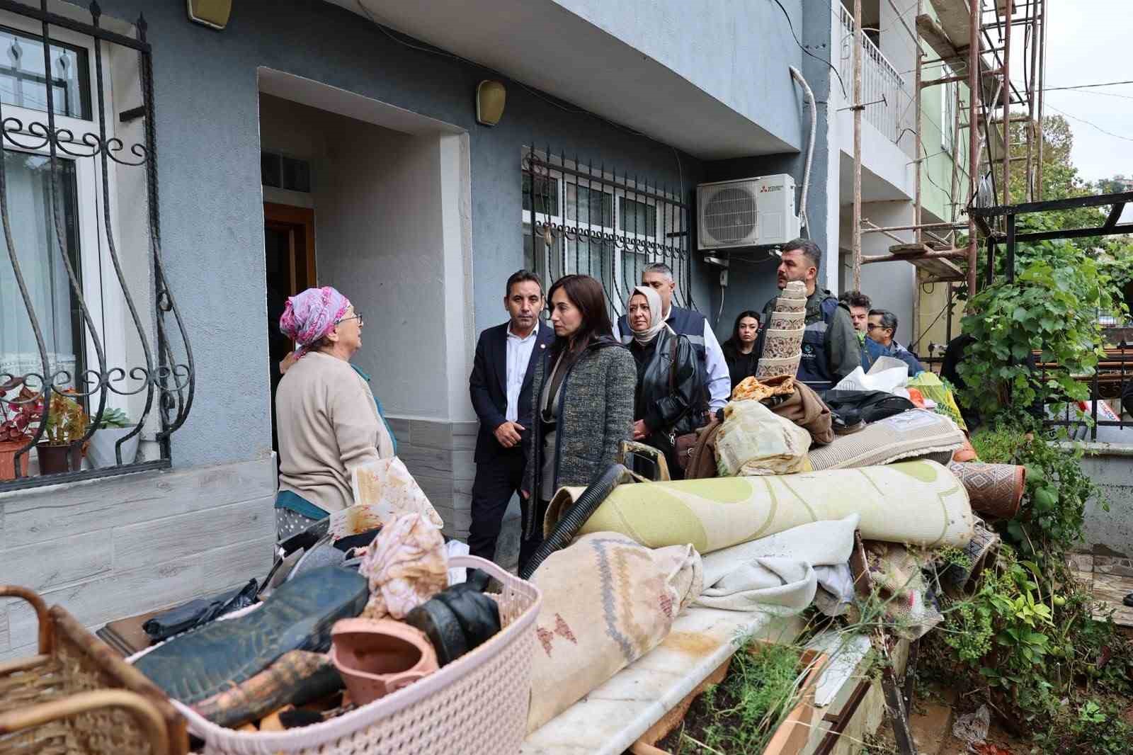 Beykoz’da rekor yağış: Bin 879 talebin tamamına ulaşıldı
