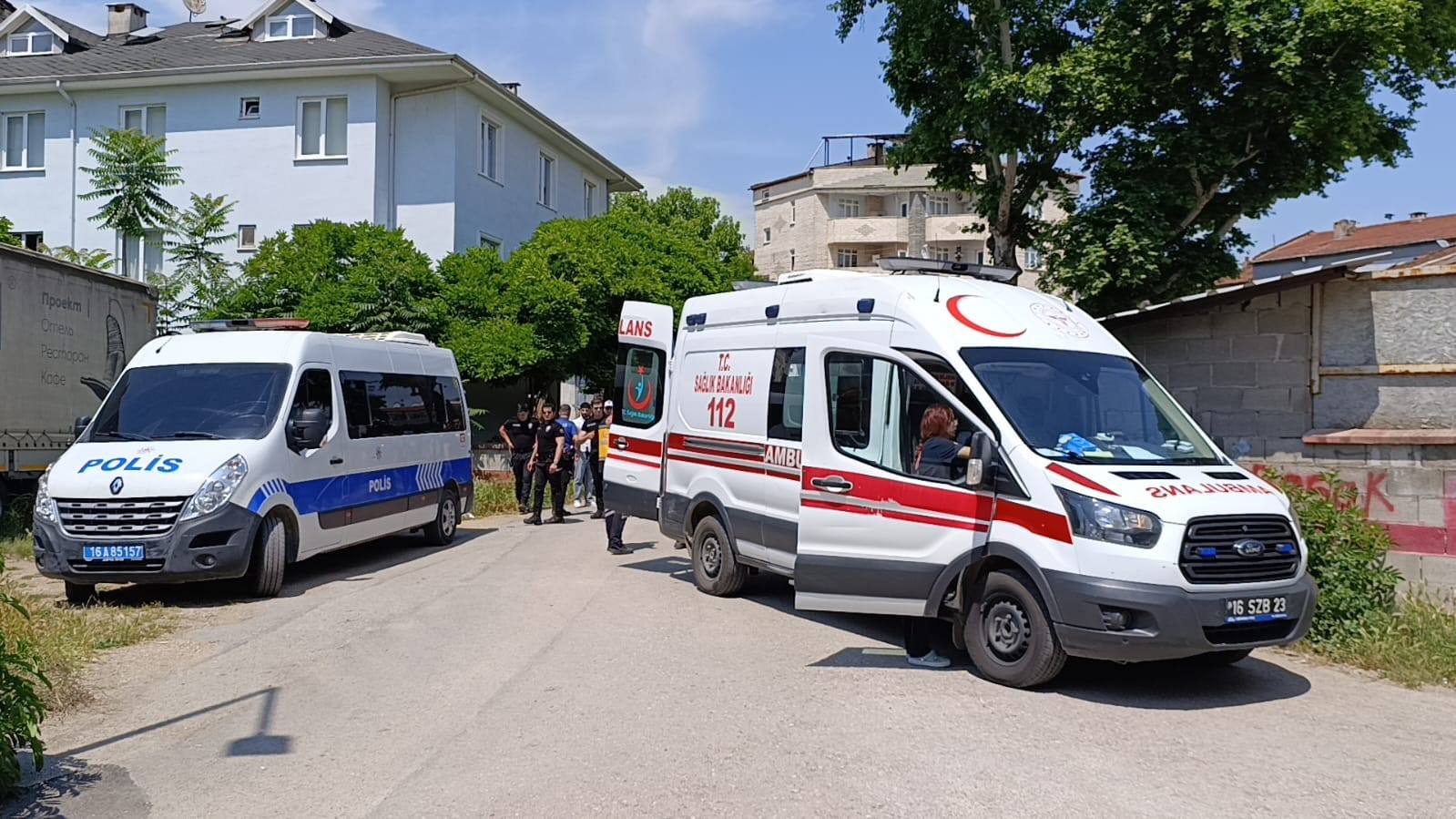 Bisikletten düşen yaşlı adam hayatını kaybetti
