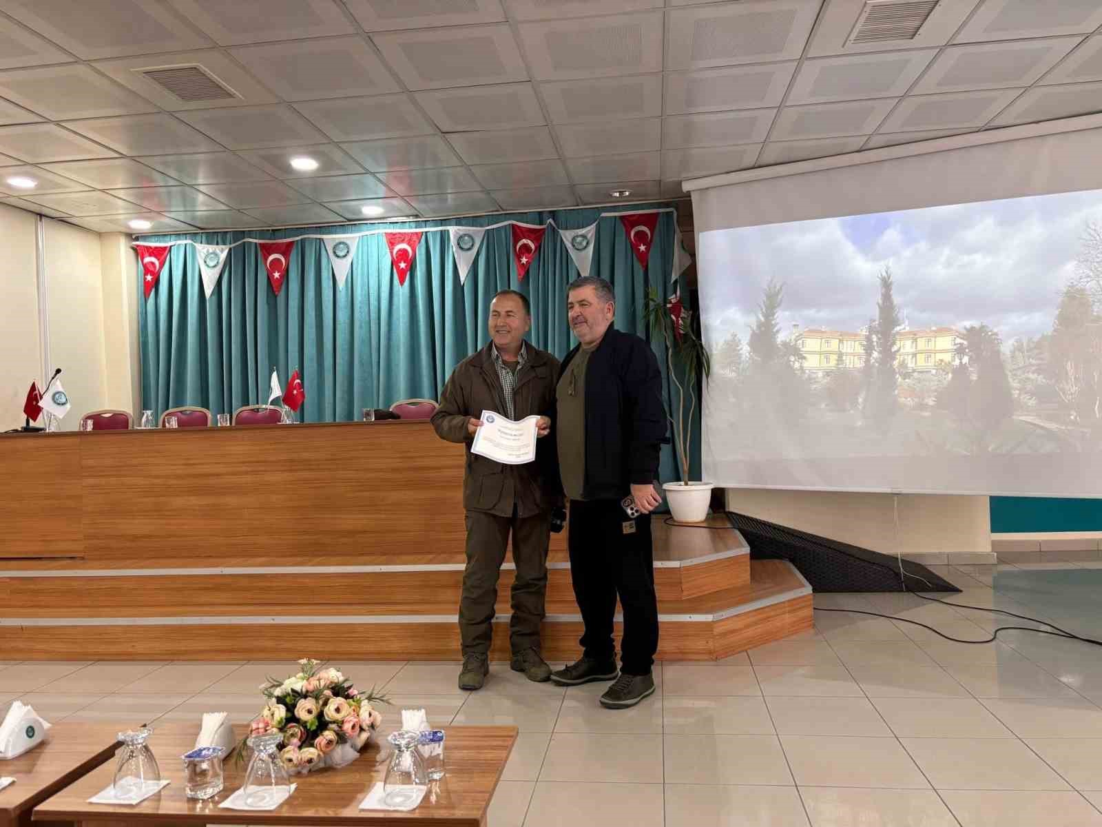 Burhaniye MYO’da "Türkiye’de Av Turizmi" semineri düzenlendi
