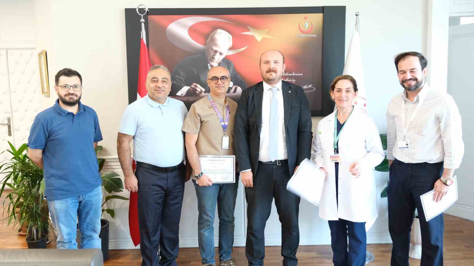 Bursa Şehir Hastanesi’nde anne karnında hayat kurtaran müdahale
