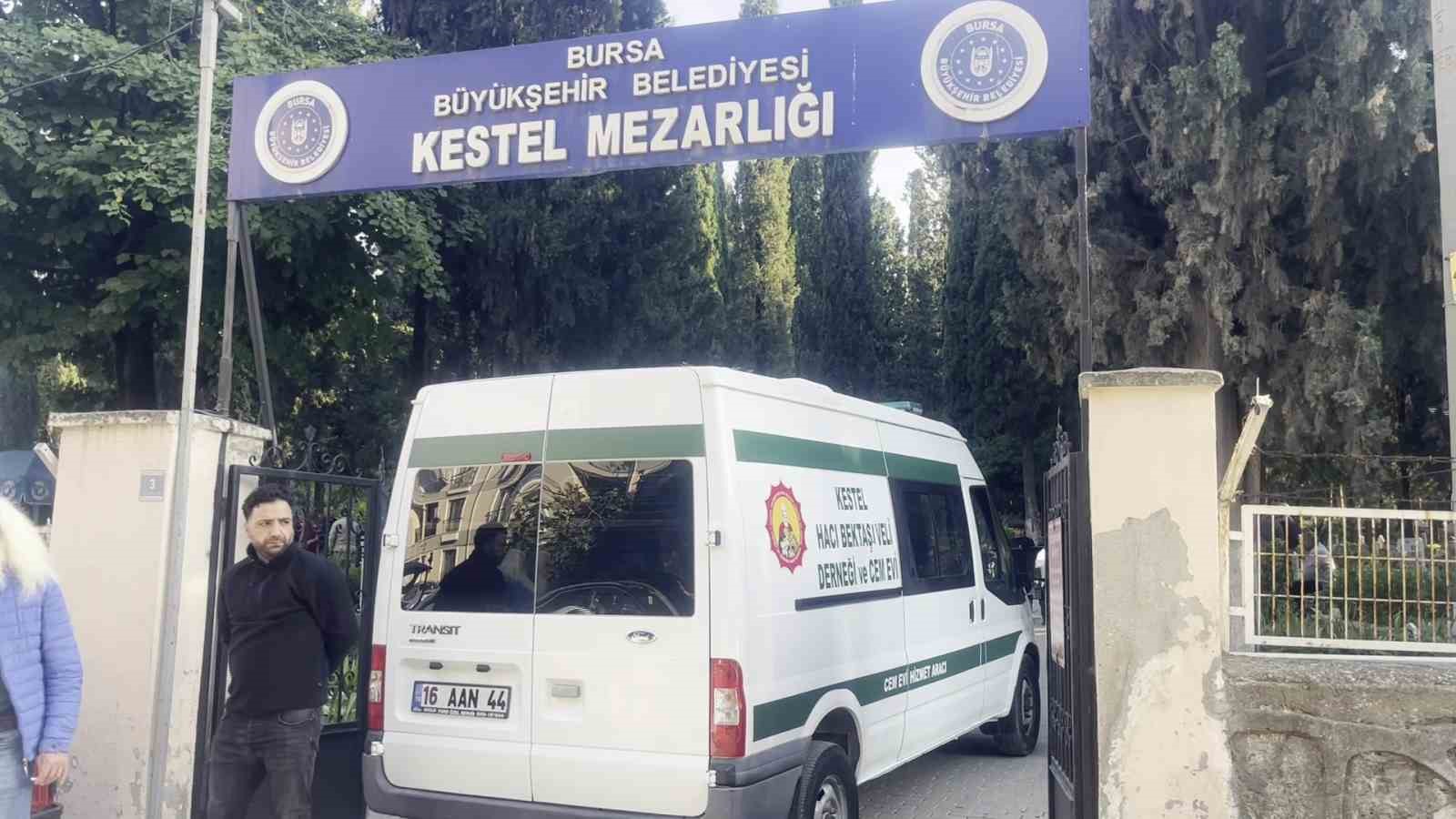 Bursa’da arkadaşını silahla vurarak öldüren şüpheli yakalandı

