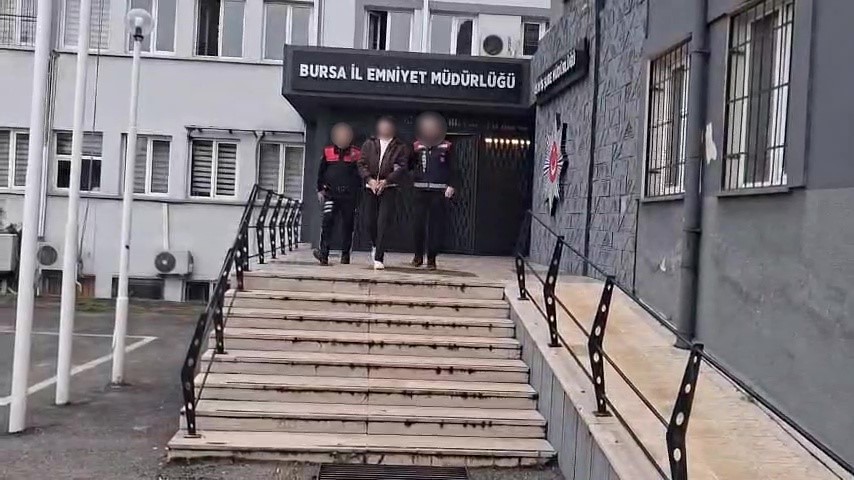 Bursa’da güzellik merkezi üzerinden dolandırıcılık operasyonu: 305 senet ele geçirildi
