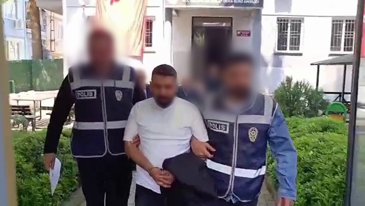 Bursa’da kesinleşmiş hapis cezası bulunan 2 şahıs yakalandı
