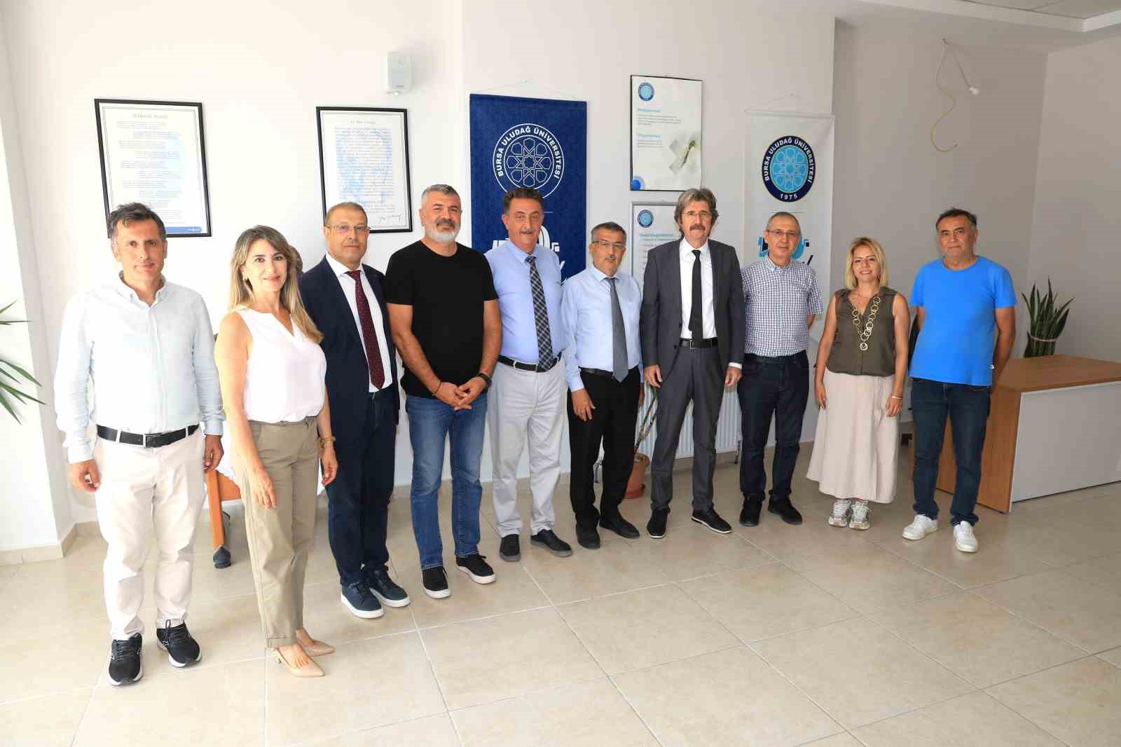 BUÜ’deki sanat eğitimi ana kampüste devam edecek
