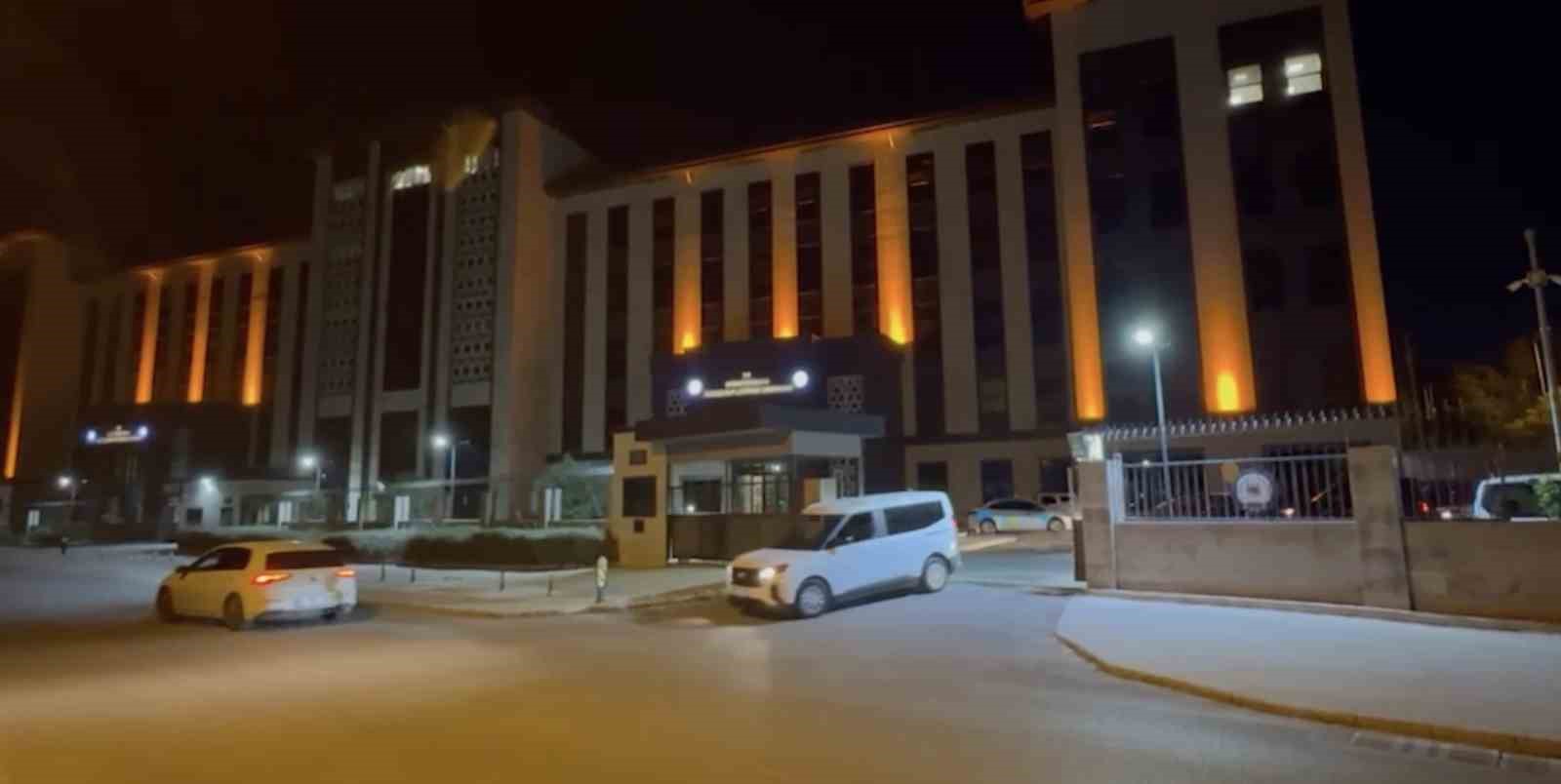 Çanakkale’de 81 kaçak göçmen ve 8 organizatör yakalandı
