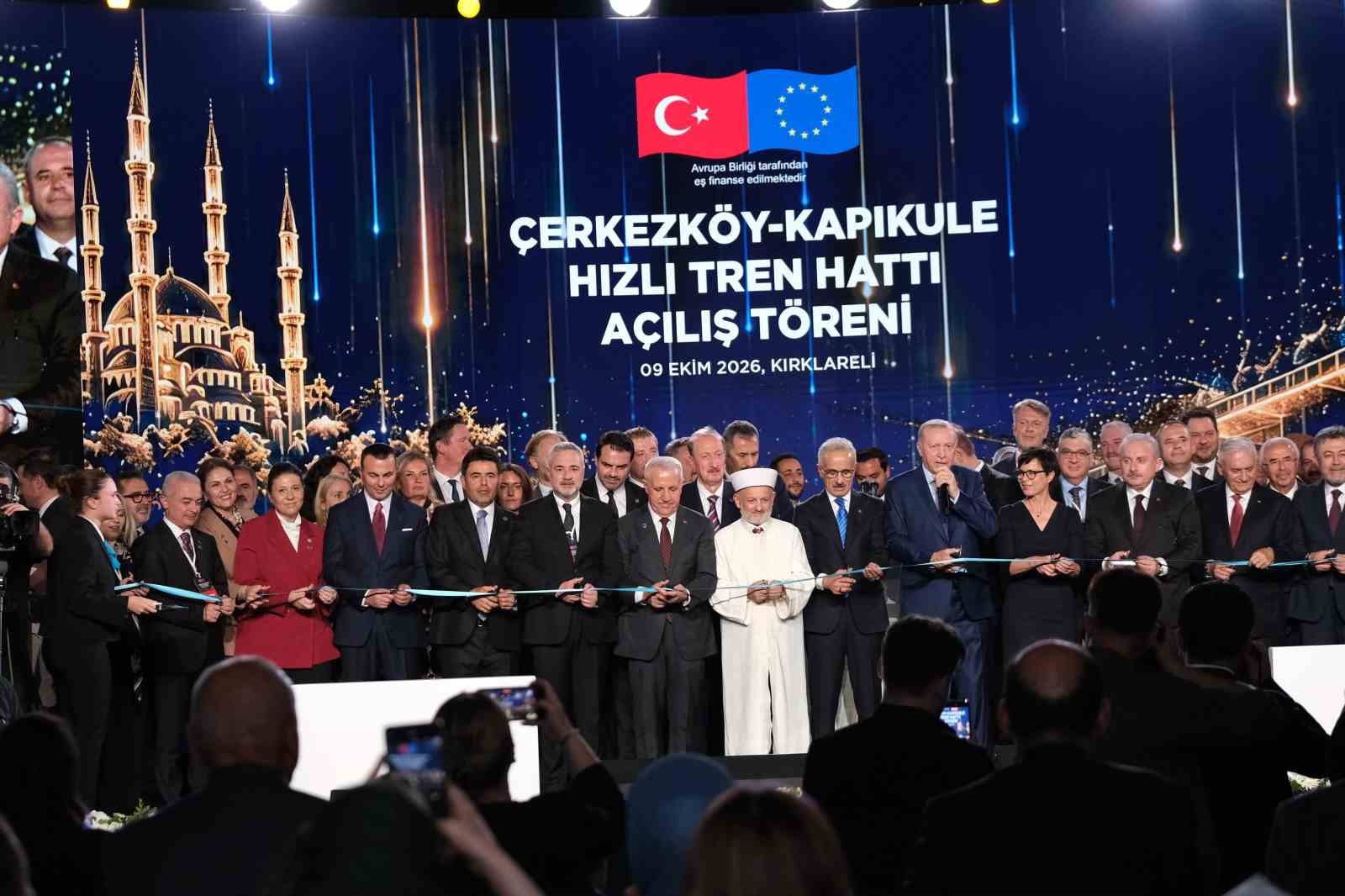 Cumhurbaşkanı Erdoğan: "Muhalefet para kulelerinin hesabını versin"
