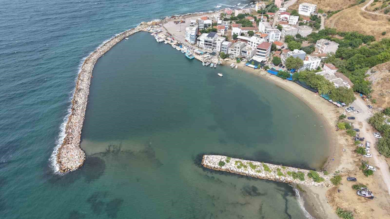 Deniz, kum taşıdı, liman işlevini kaybetti, balıkçılar çözüm bekliyor
