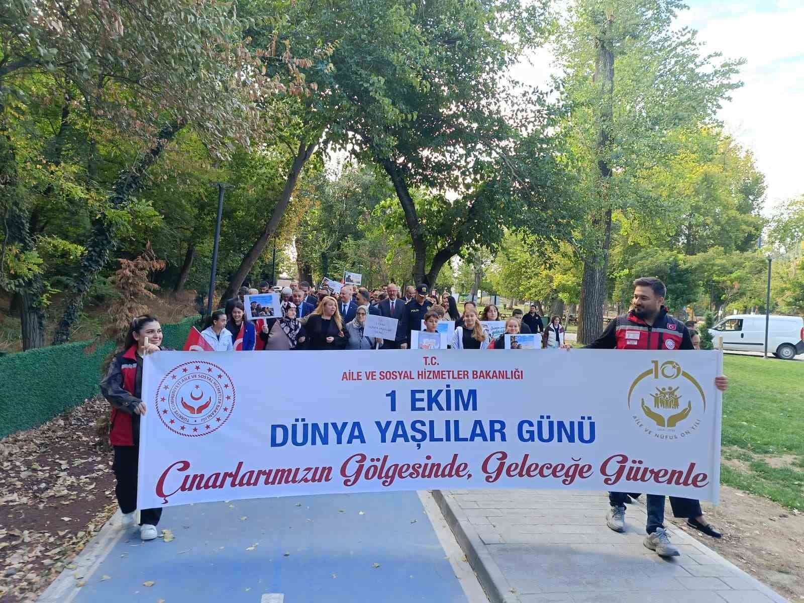 Edirne’de kuşaklararası dayanışmanın önemine dikkat çekildi
