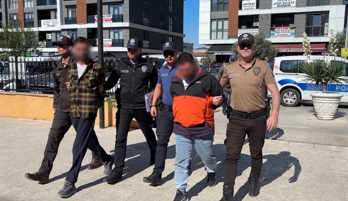 Edirne’de lokanta işletmecisi çifte saldıran 3 şüpheliden 2’si adliyeye sevk edildi
