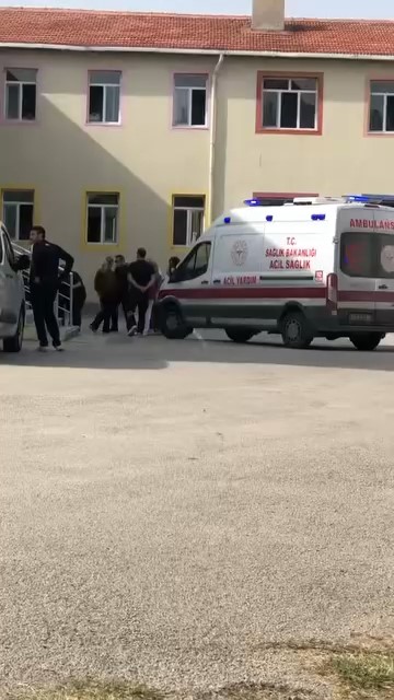 Edirne’de okulda zehirlenme iddiası
