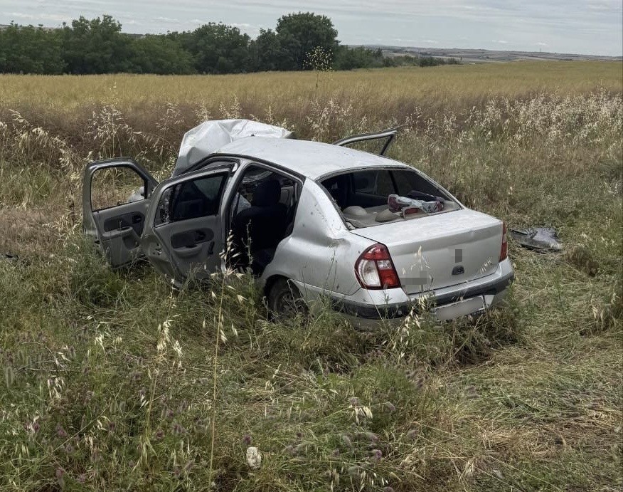 Edirne’de otomobil şarampole çıktı: 4 yaralı
