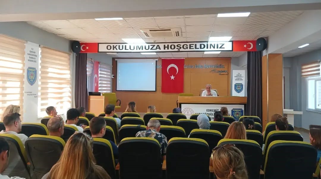 Edremit’te yönetici adaylarına eğitim semineri
