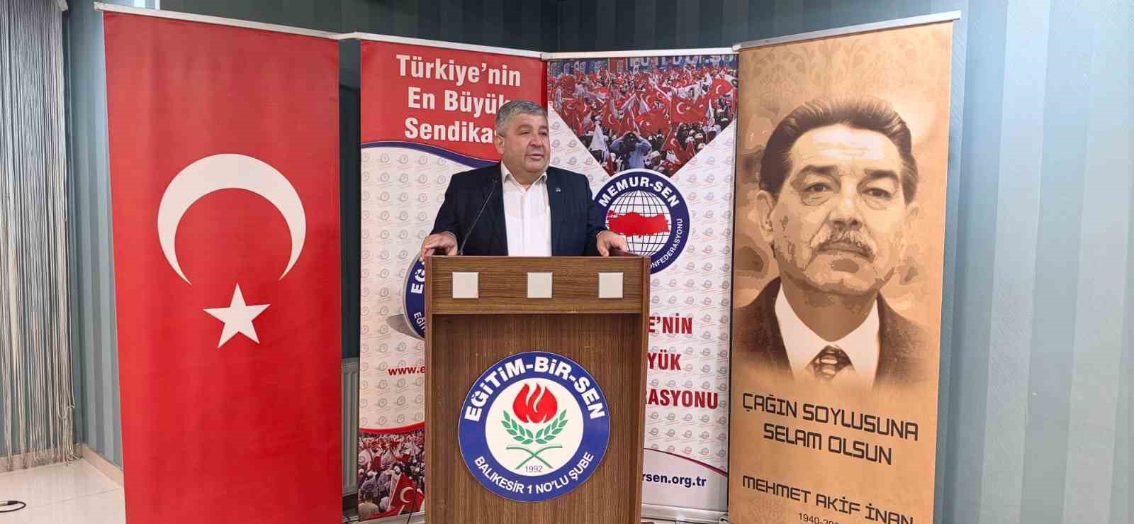 Eğitim-Bir-Sen’de Ercan Kurter güven tazeledi
