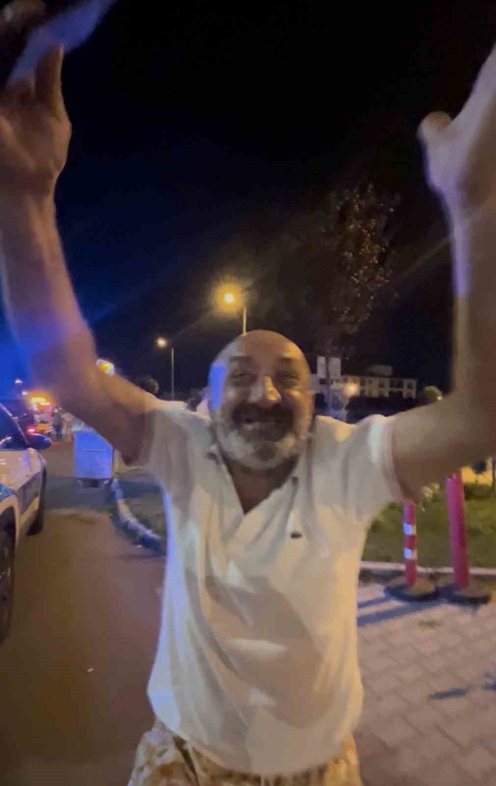 Ehliyetsiz ve alkollü yakalandı, rahat tavırları şaşırttı
