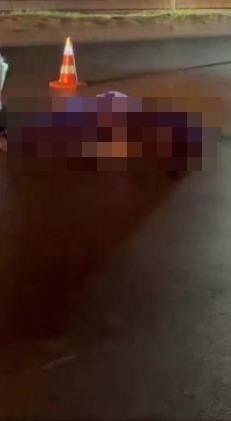 Esenyurt’ta otomobil yayalara çarptı: 1 ölü, ağır 1 yaralı
