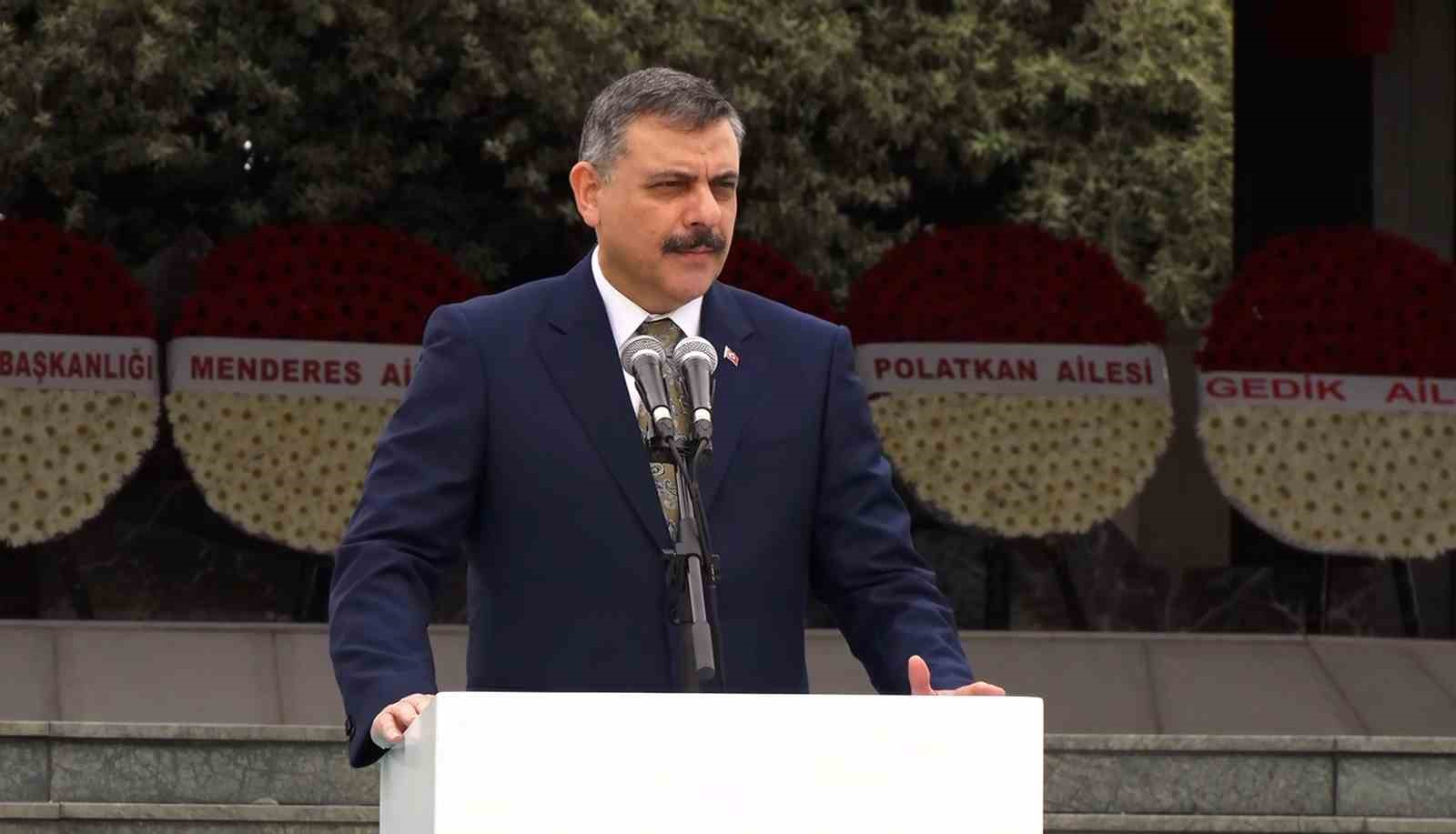 Eski İçişleri Bakanı İsmail Namık Gedik’in naaşı, Adnan Menderes Anıt Mezarı’nın bulunduğu alana nakledilecek

