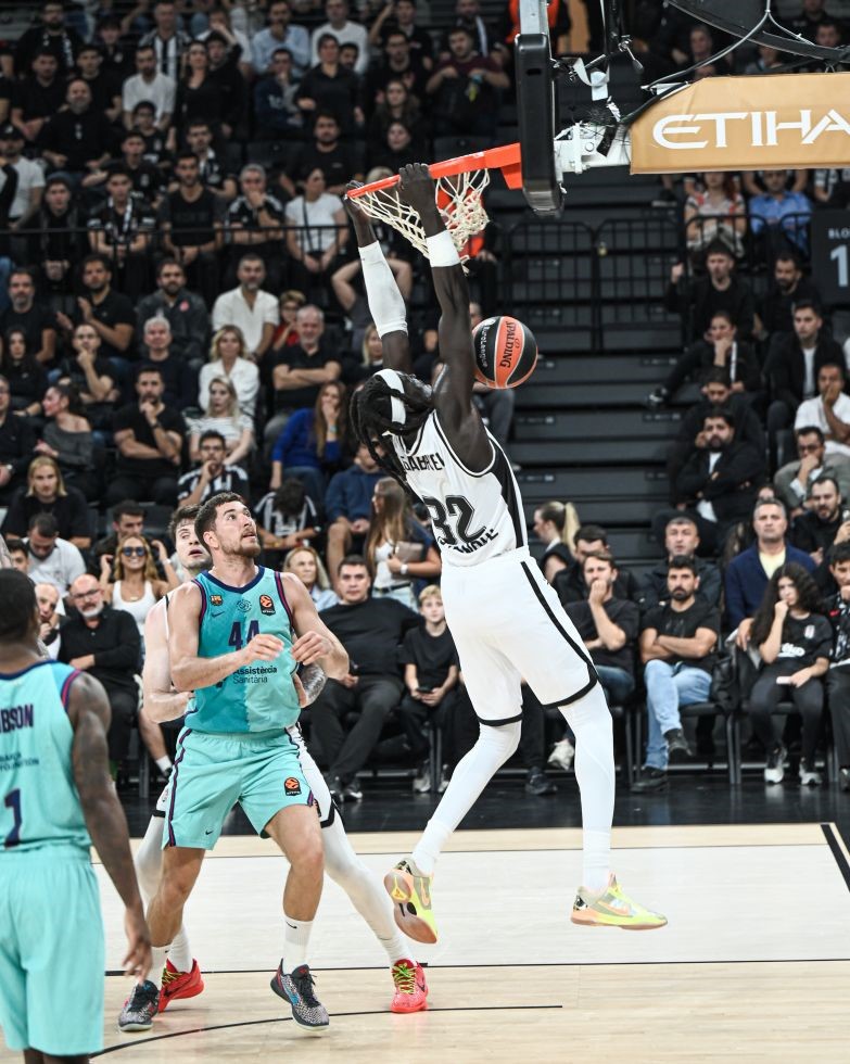 Euroleague: Beşiktaş: 82 - Barcelona: 95
