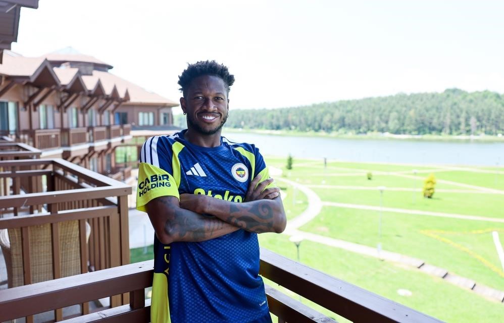 Fenerbahçe, Fred ile yollarını ayırdı
