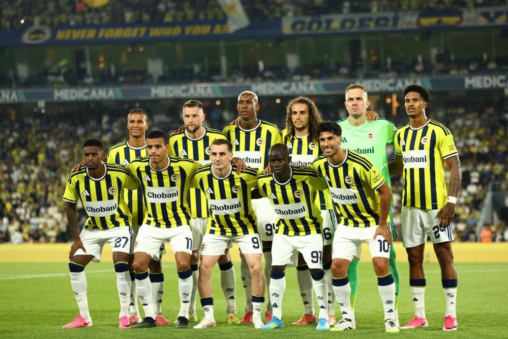 Fenerbahçe, Şampiyonlar Ligi yolunda play-off turu ilk maçına Lyon karşısında çıkacak
