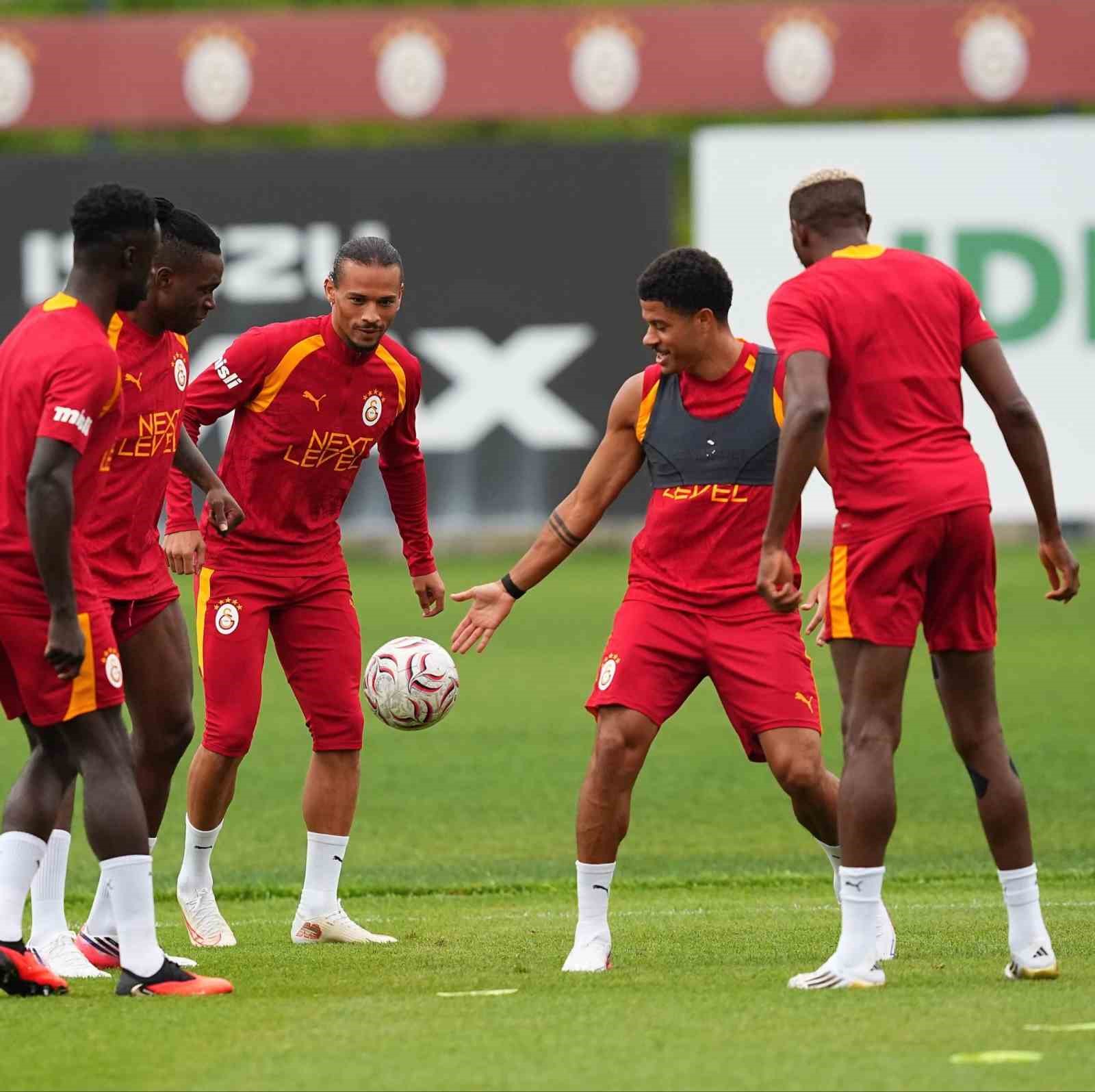 Galatasaray, Çorum FK maçının hazırlıklarını tamamladı
