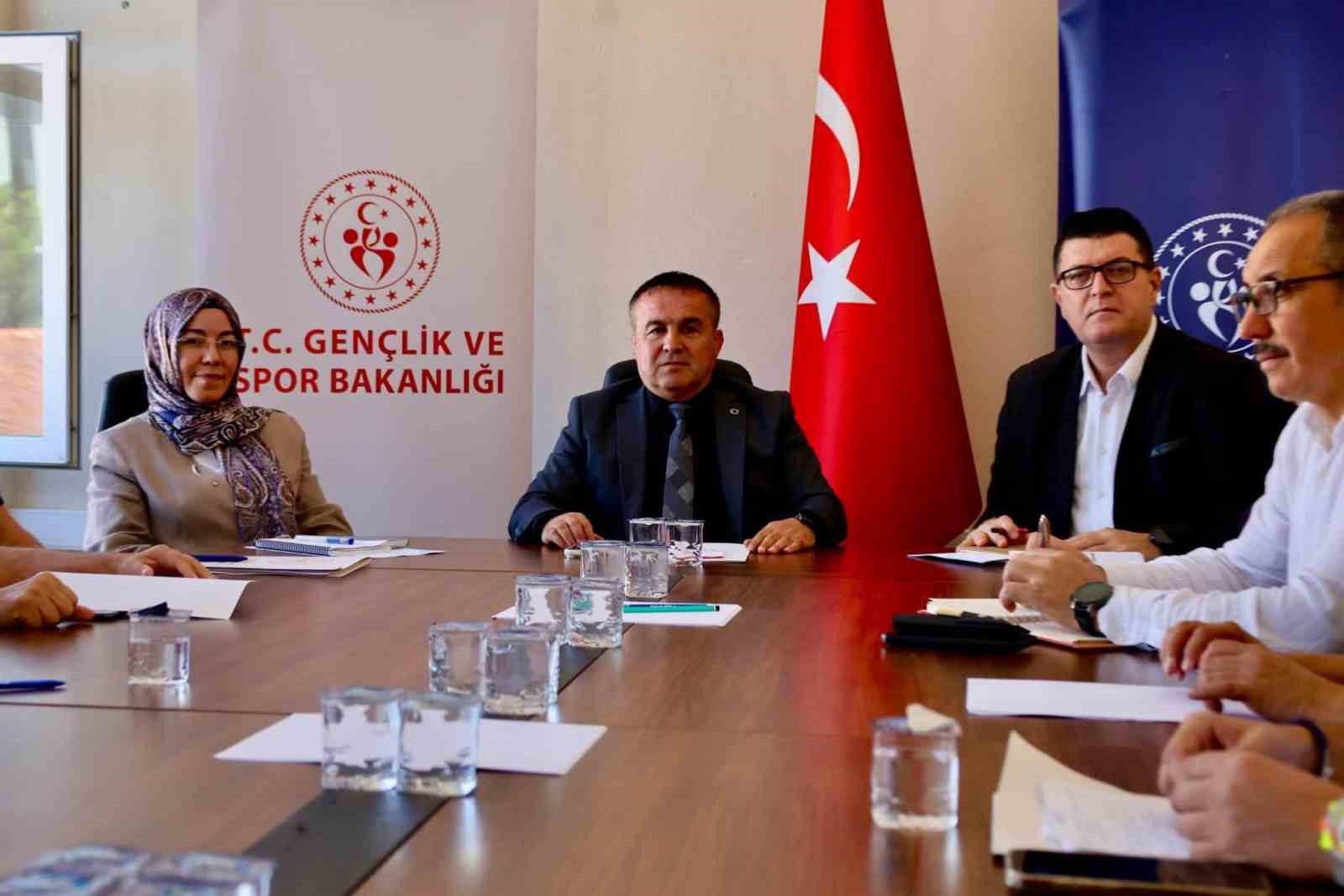 Gençlik ve Spor İl Müdürlüğünde koordinasyon toplantısı
