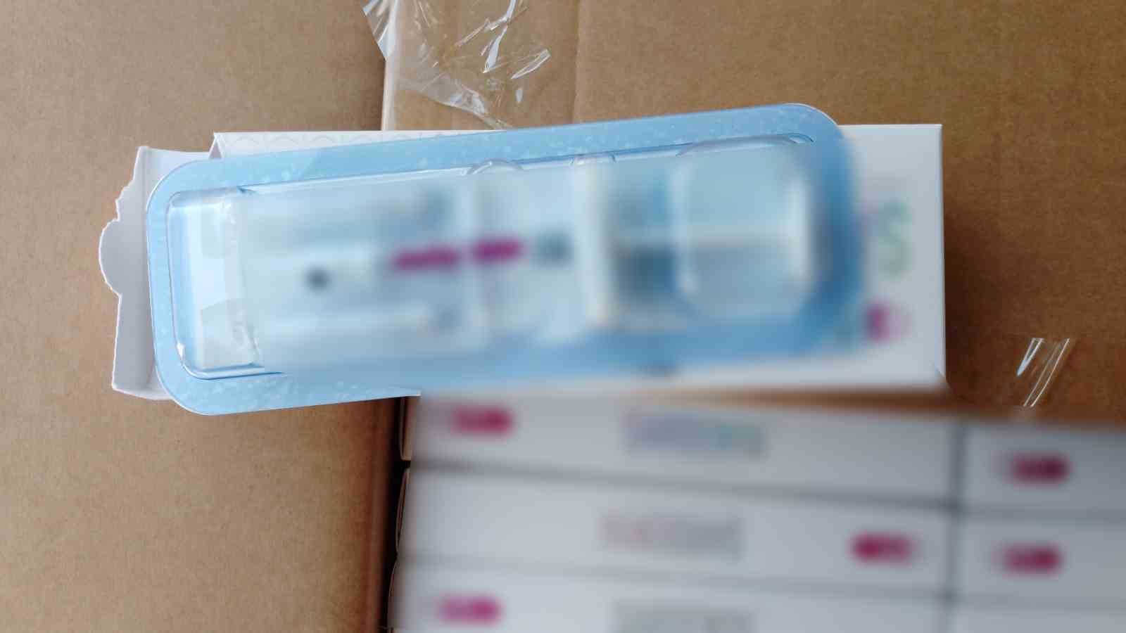 Gişelerde durdurulan araçta 10 bin 700 adet kaçak kozmetik ürünü ele geçirildi
