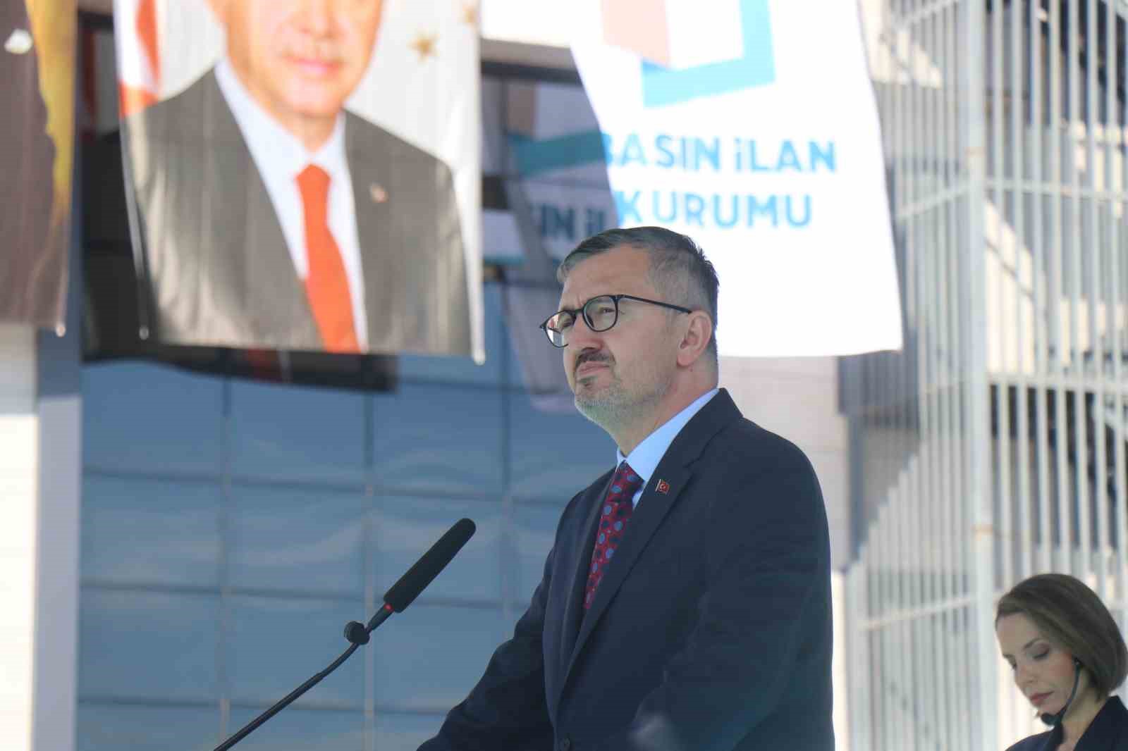 İletişim Başkanı Duran: "Dezenformasyon; toplumsal huzur, milli birlik ve ulusal güvenlik için tehdit"
